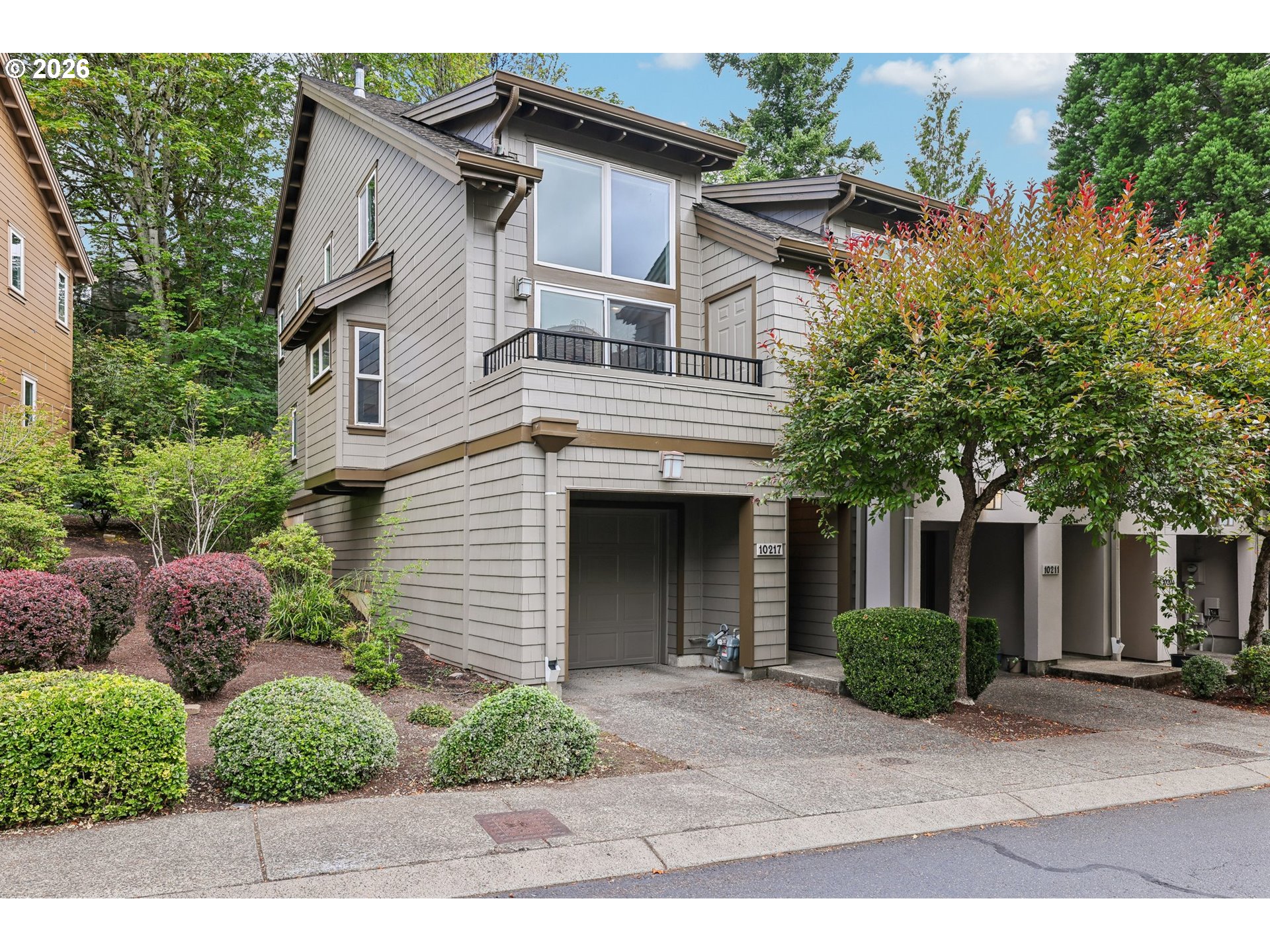 10217 Nw Alder Grove Ln Property Photo 1
