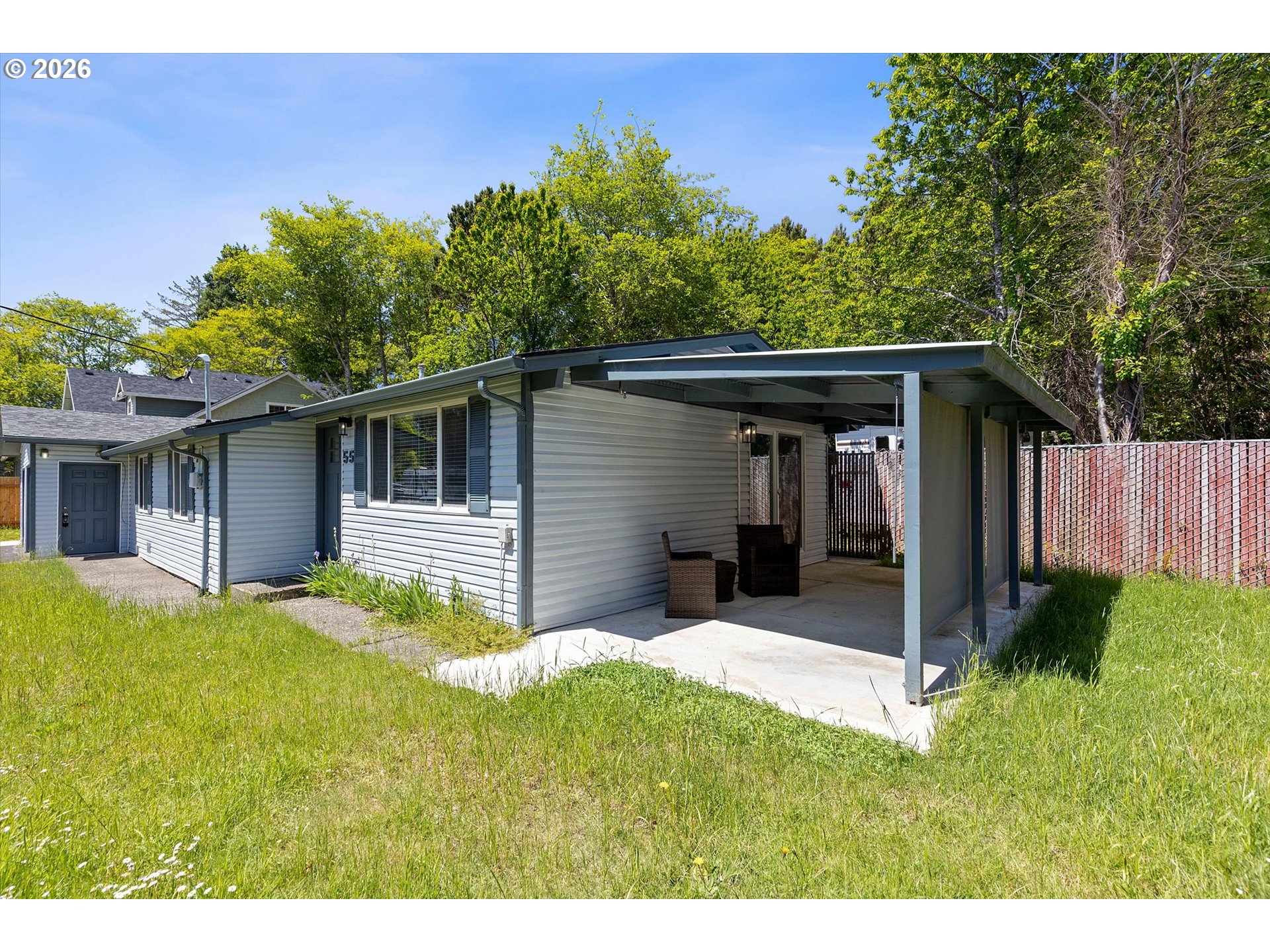 55 Alderwood St Property Photo 4