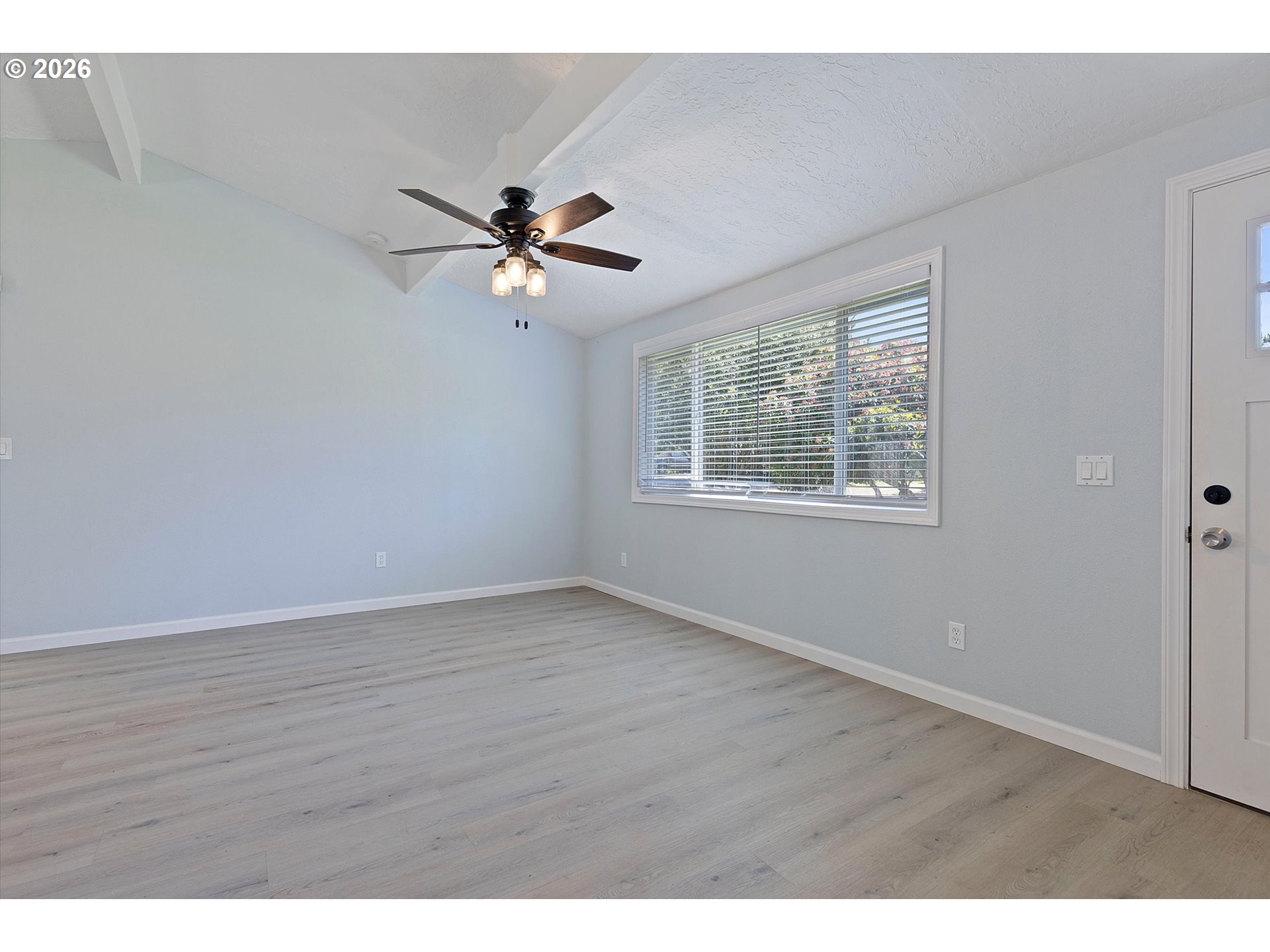 55 Alderwood St Property Photo 8