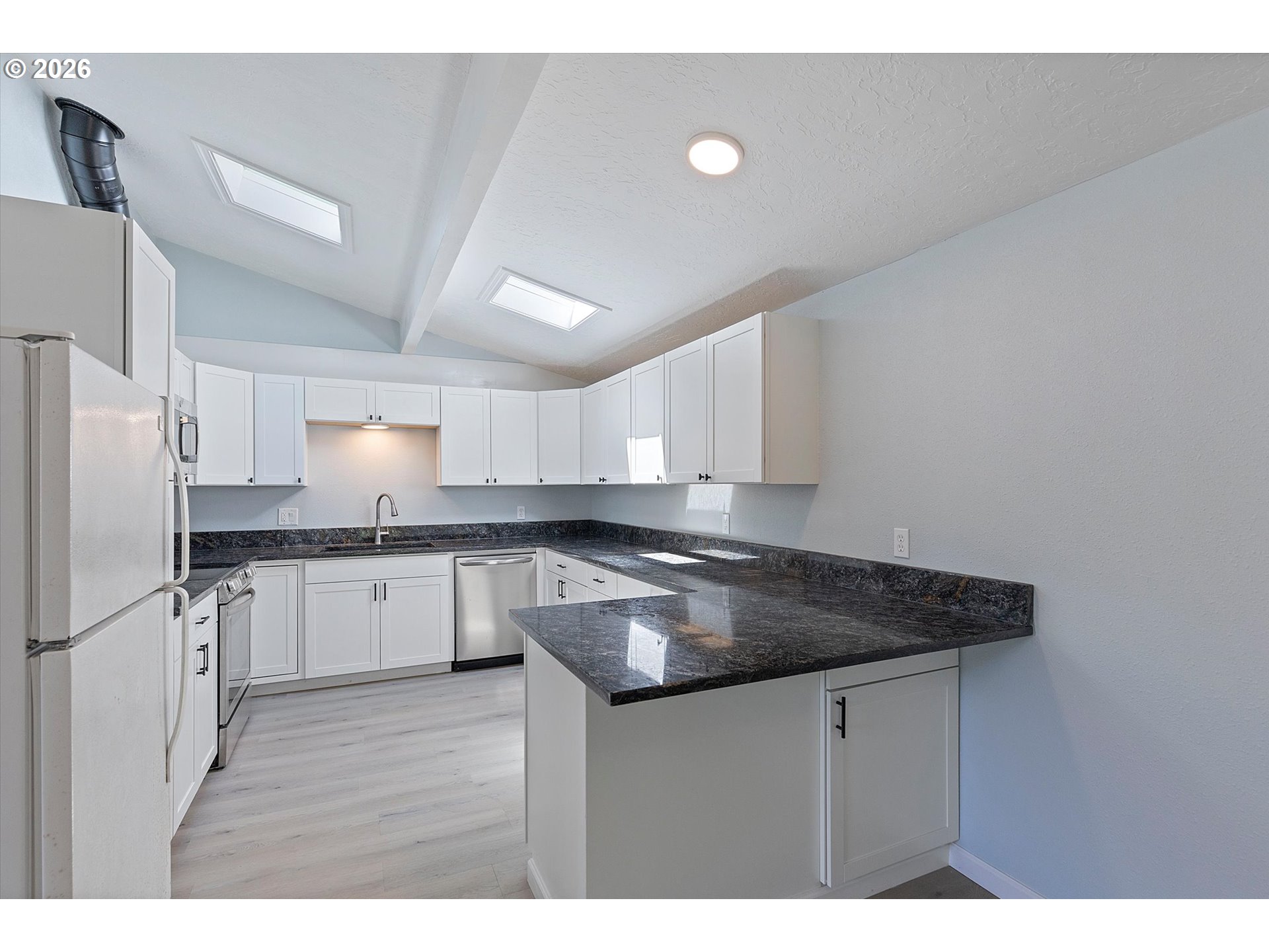 55 Alderwood St Property Photo 12