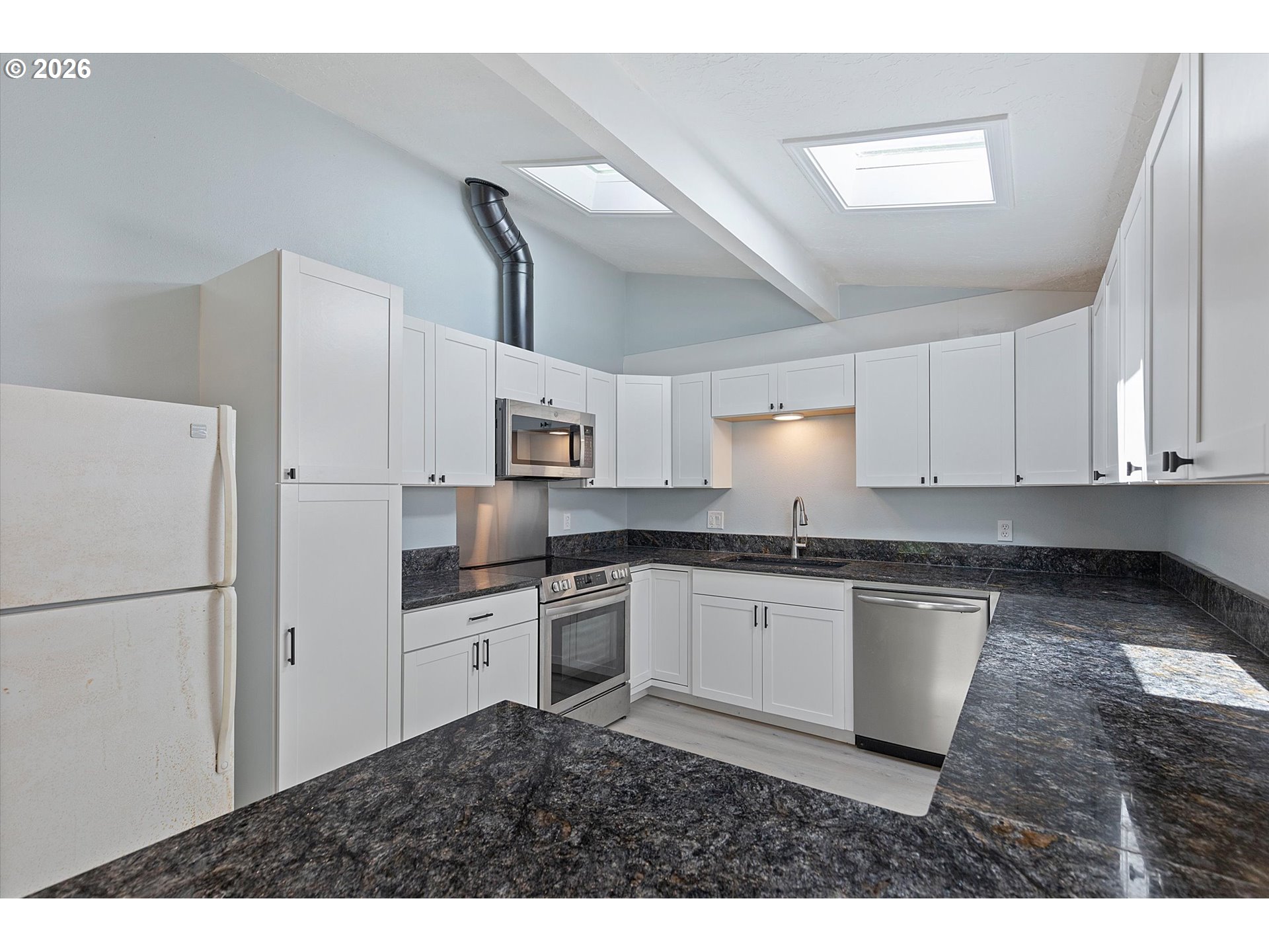 55 Alderwood St Property Photo 13