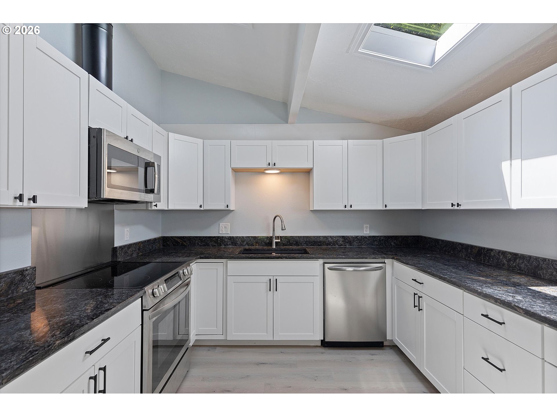 55 Alderwood St Property Photo 14