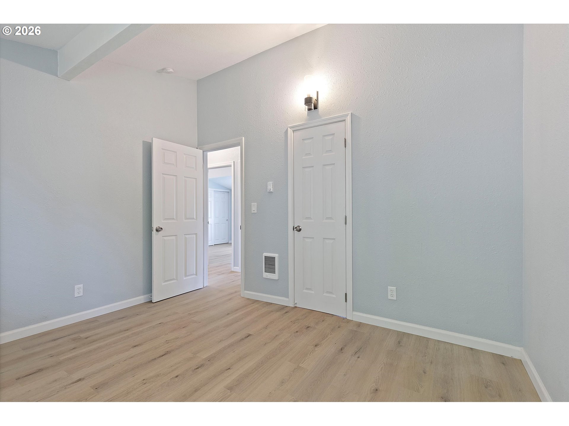 55 Alderwood St Property Photo 22