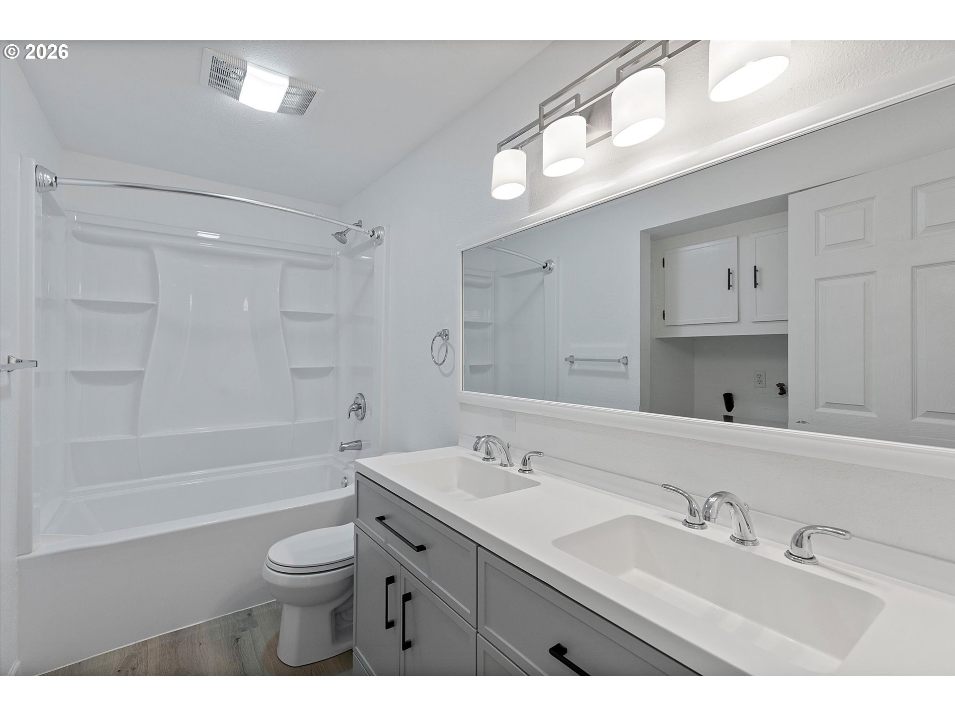 55 Alderwood St Property Photo 23