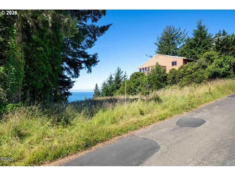 Maxwell Mountain Rd Property Photo 8
