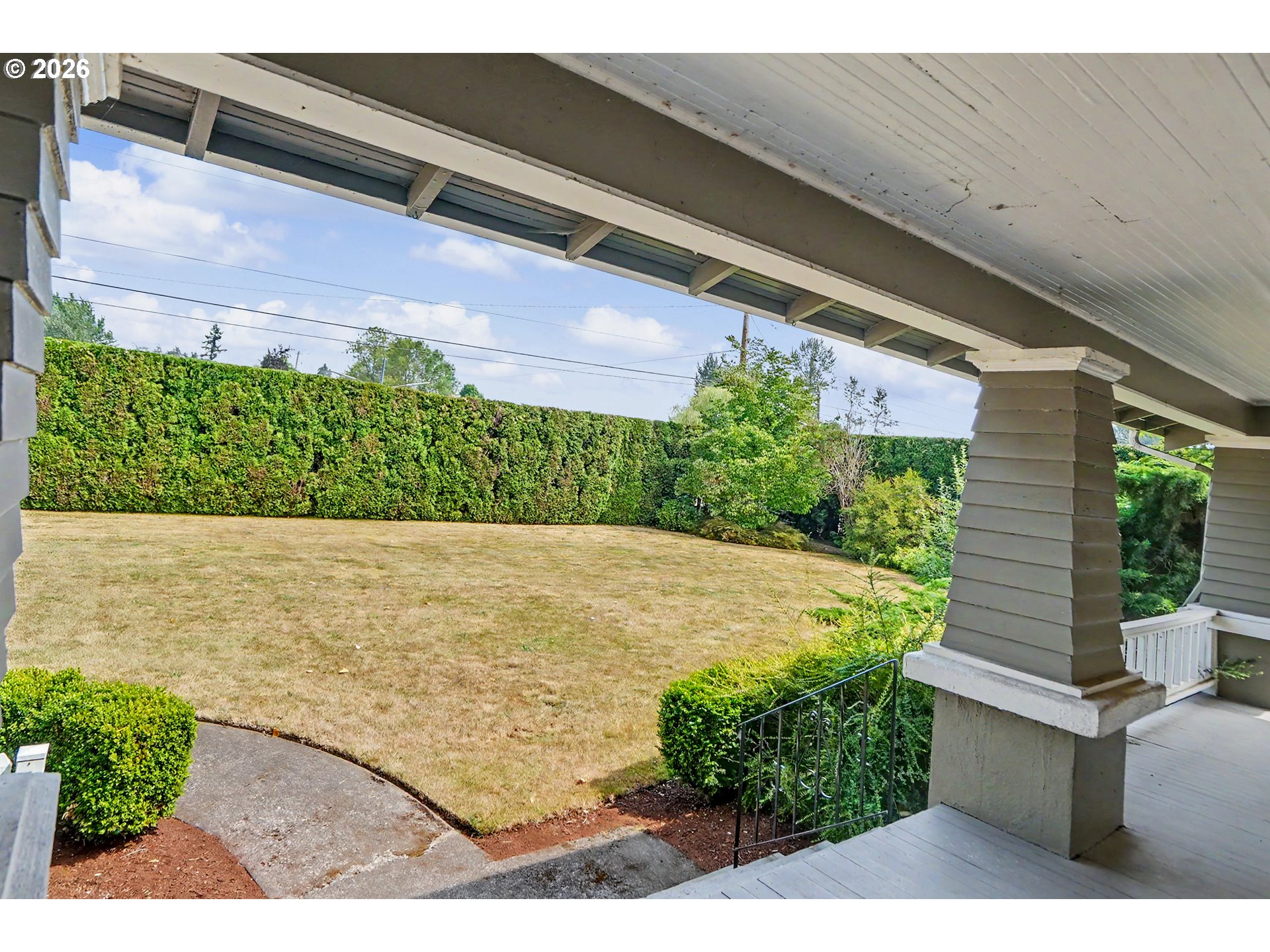 11874 Hazelgreen Rd Ne Property Photo 5