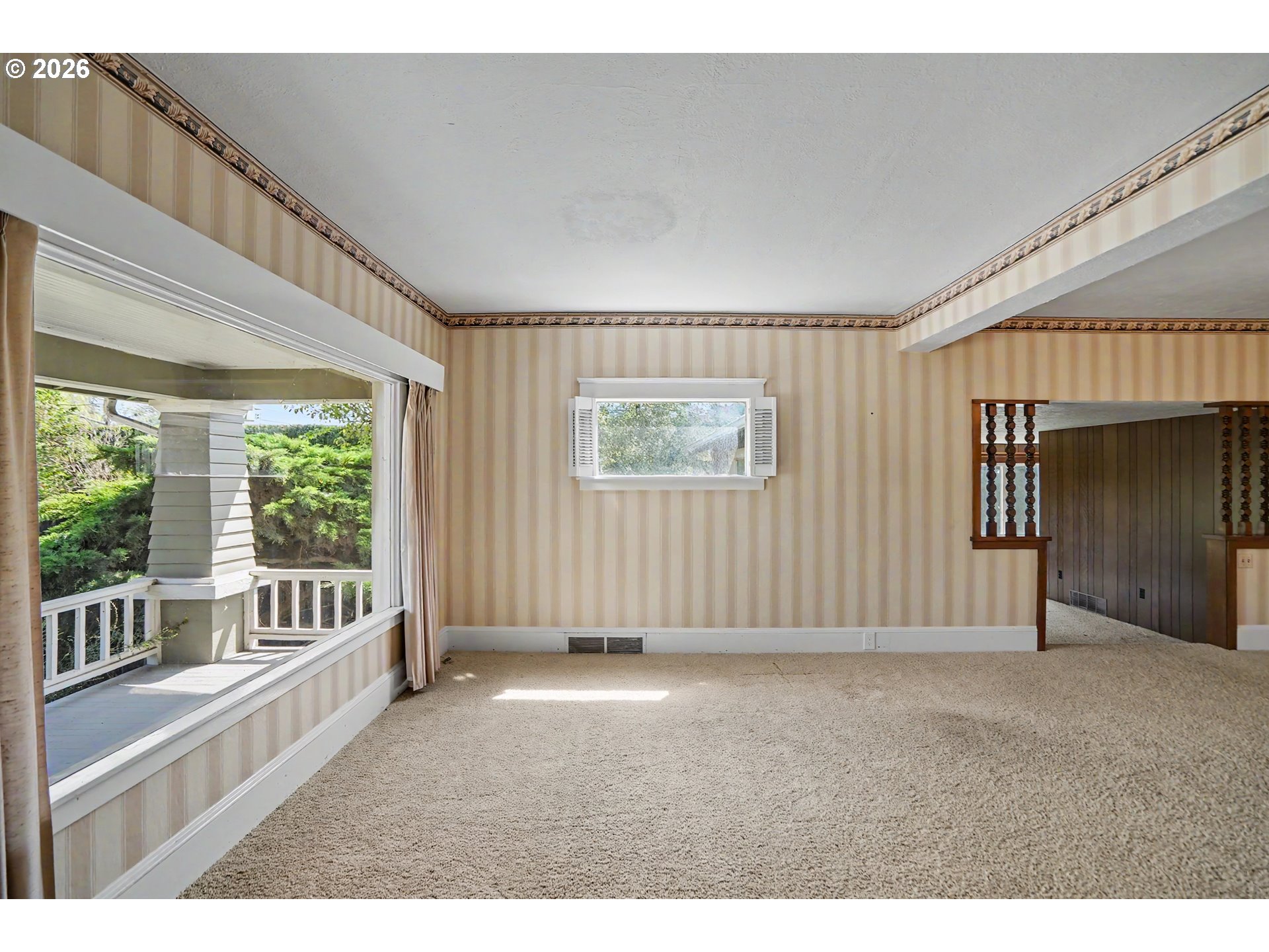 11874 Hazelgreen Rd Ne Property Photo 7