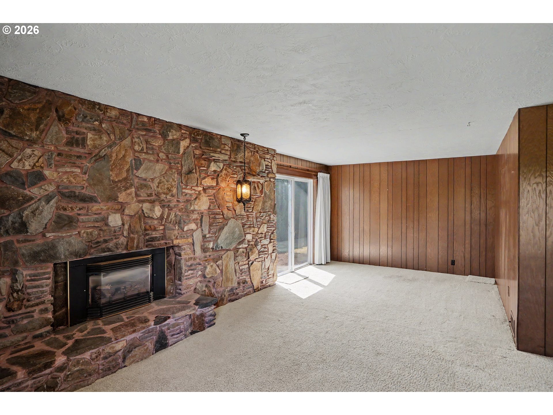 11874 Hazelgreen Rd Ne Property Photo 12