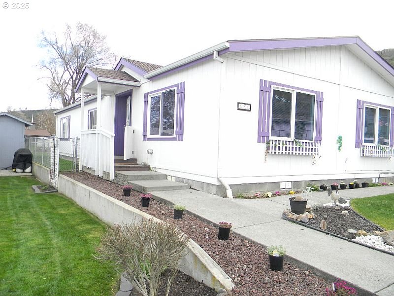 950 Pomona St 183 Property Photo 1