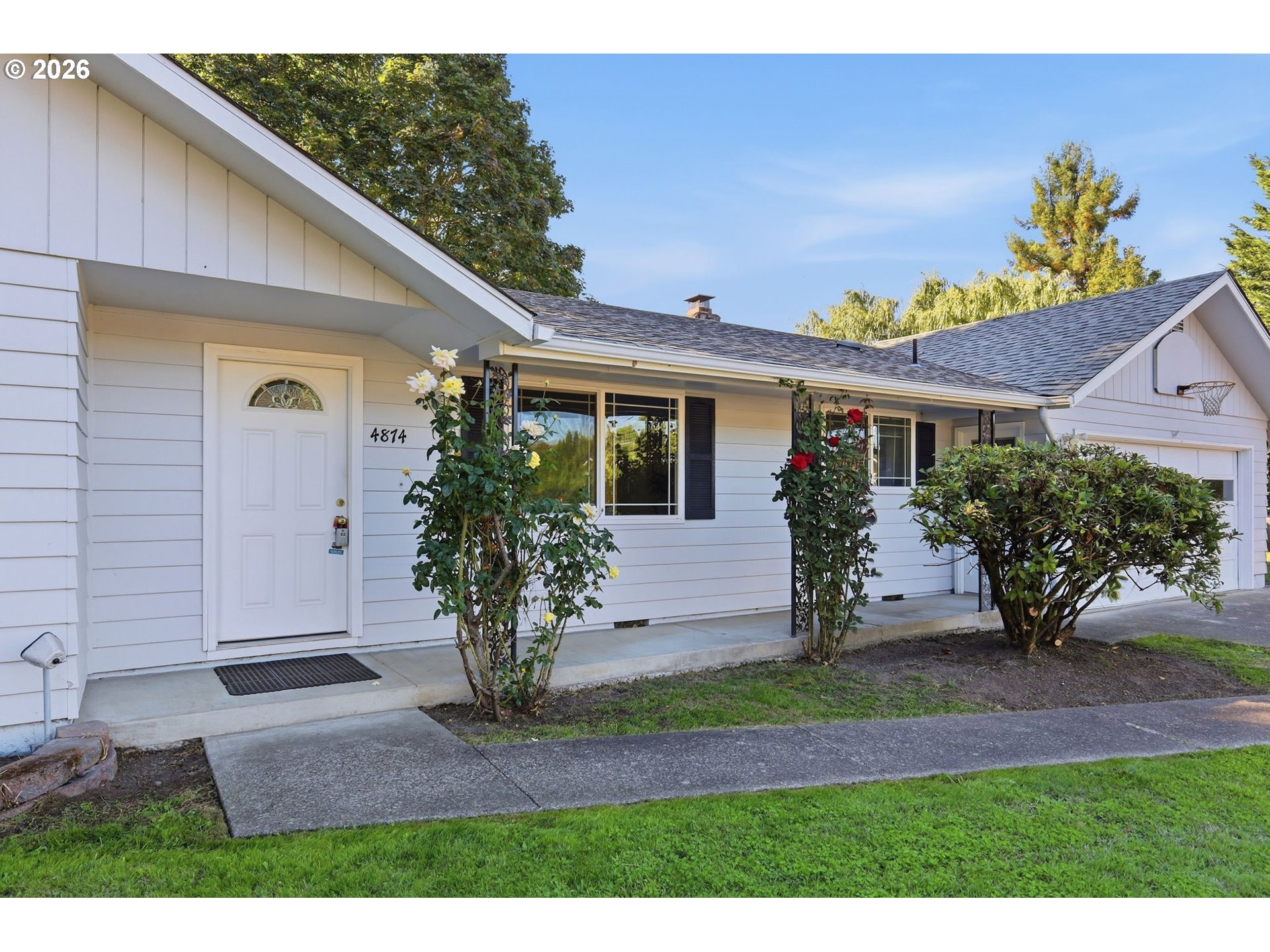 4874 Herman St Property Photo 9