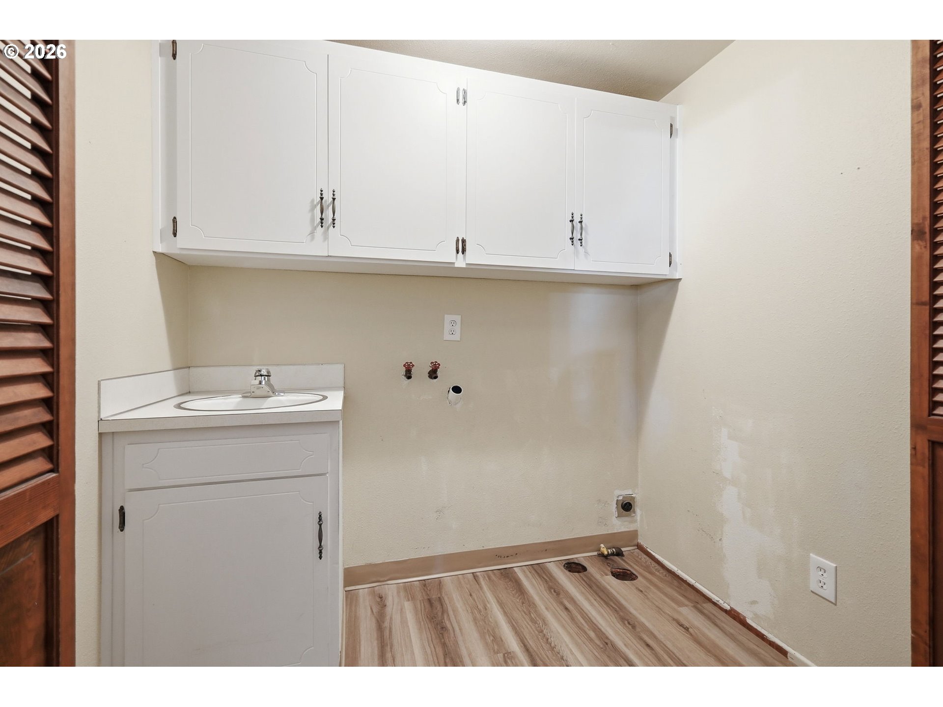 4874 Herman St Property Photo 26