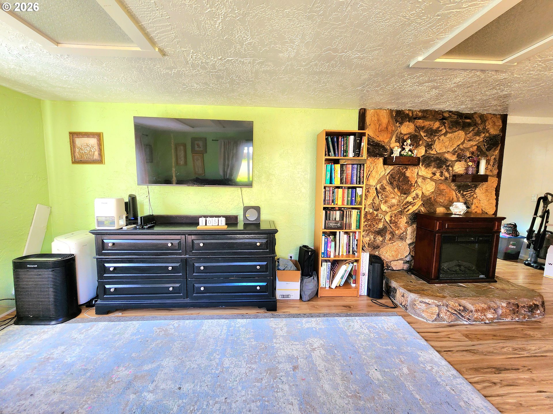 328 E Fifth Ave Property Photo 13