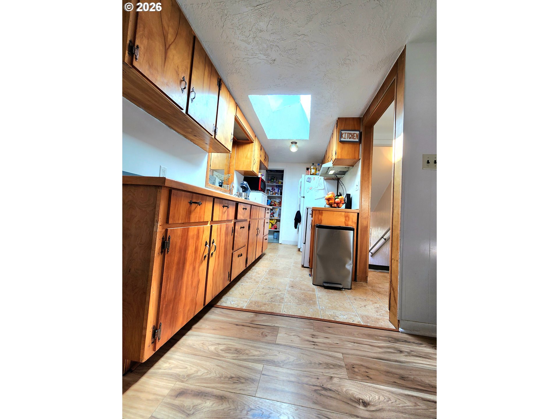 328 E Fifth Ave Property Photo 16