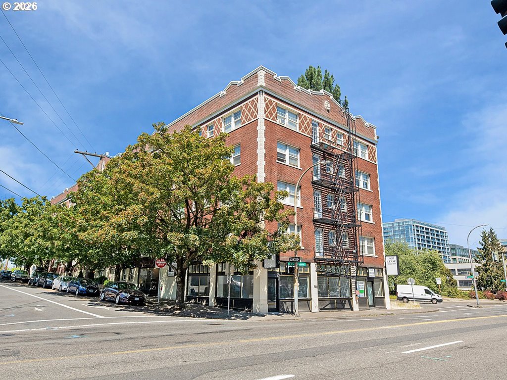 20 NW 16TH AVE 407