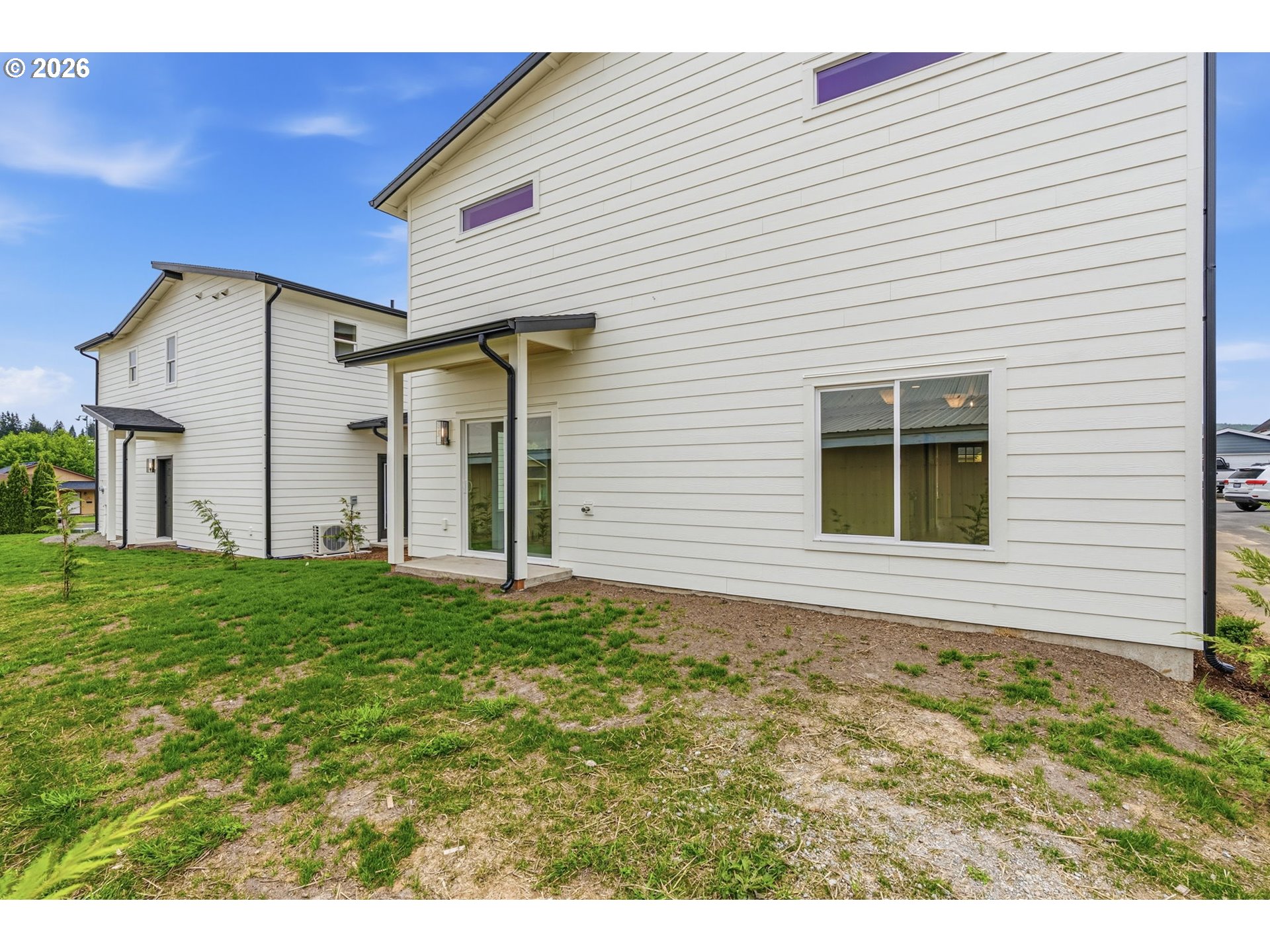 210 Glengate St Property Photo 25