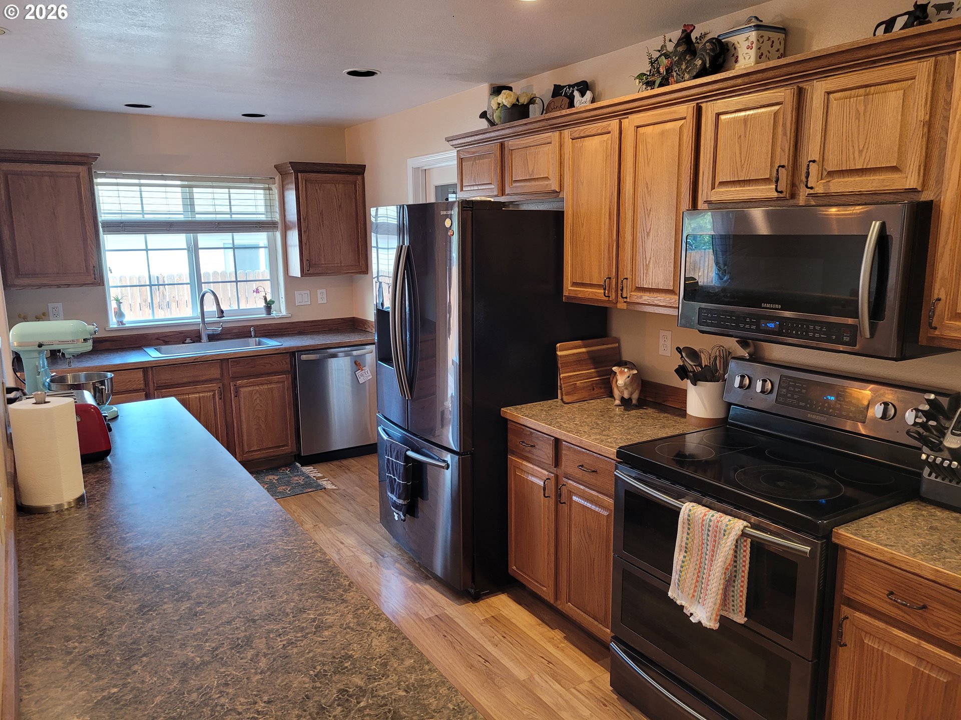 1350 5th St Property Photo 8