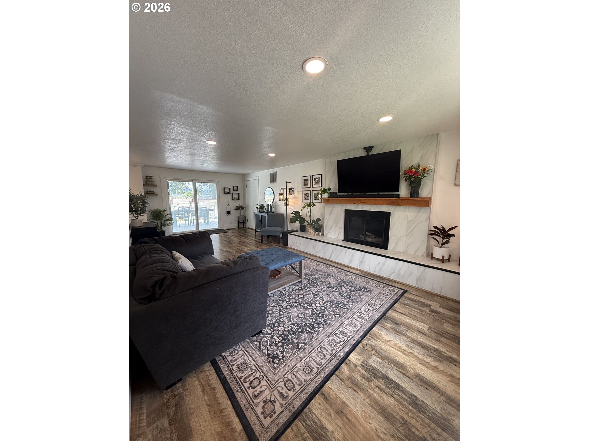6974 Glacier Dr Property Photo 2