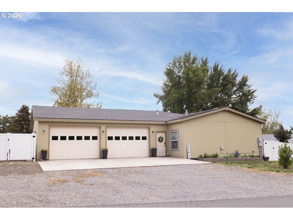 1203 Antles Ln Property Photo 1