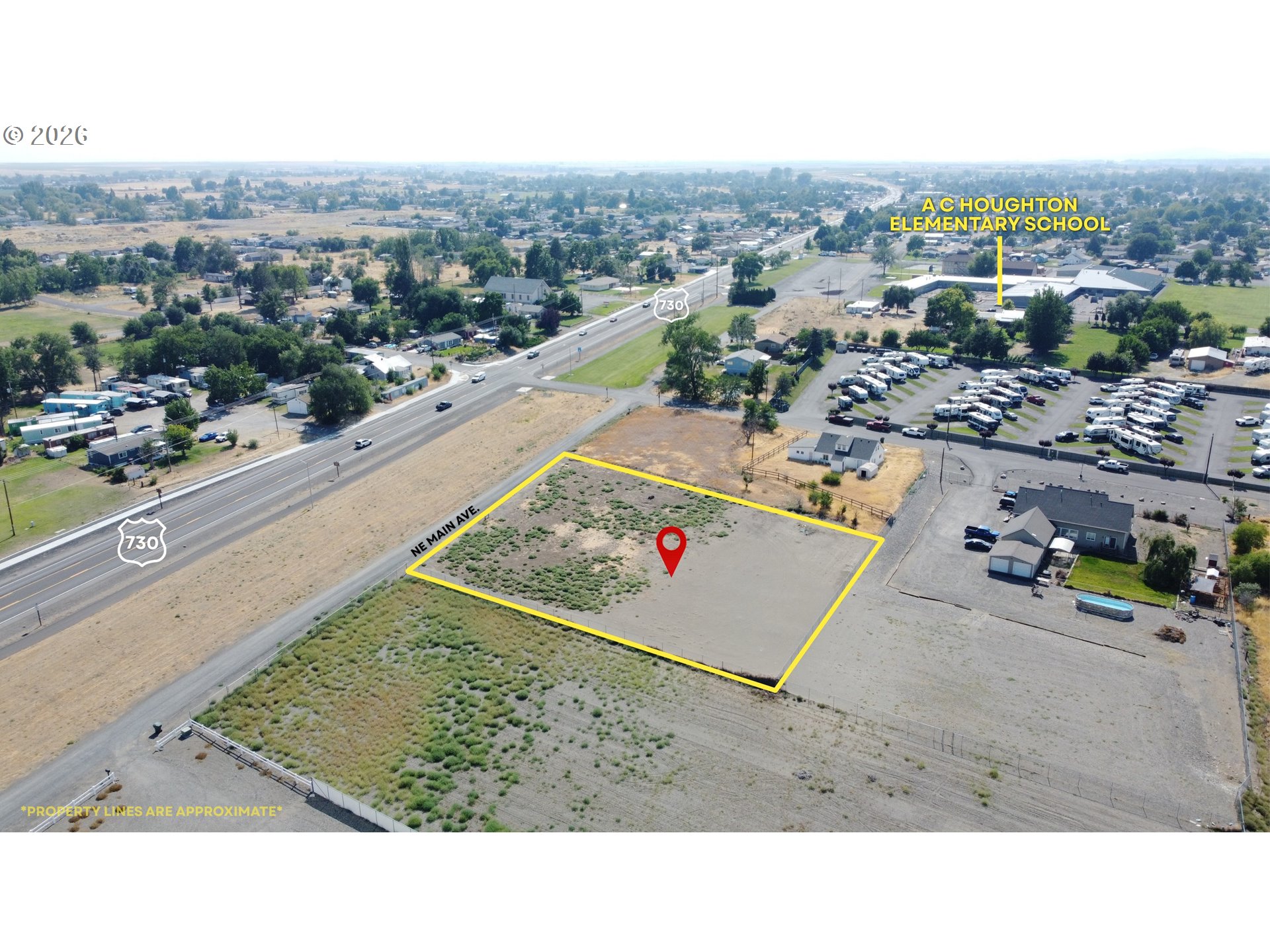 Ne Main Ave Property Photo 3