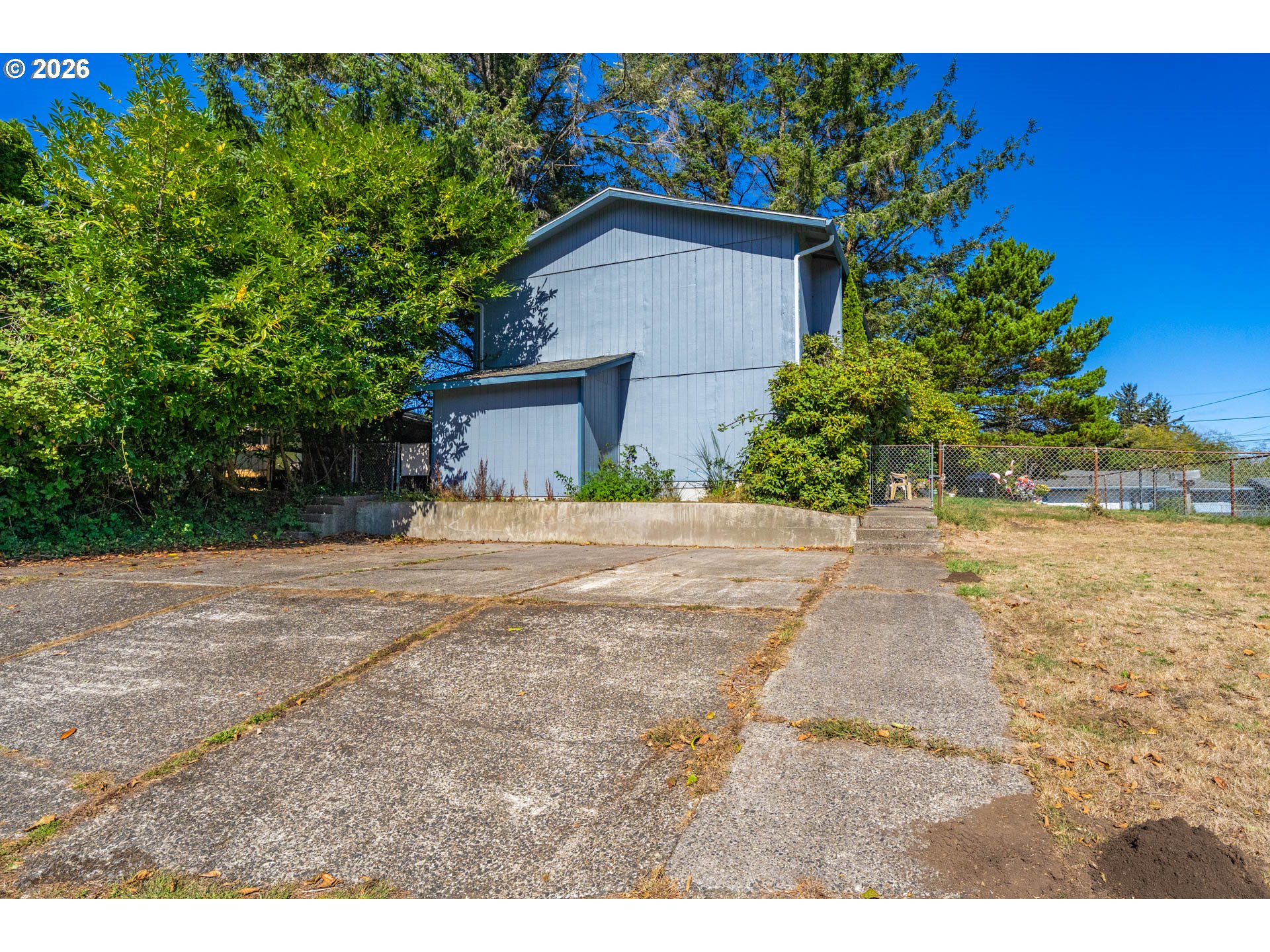 3217 Ne Tide Ave Property Photo 12