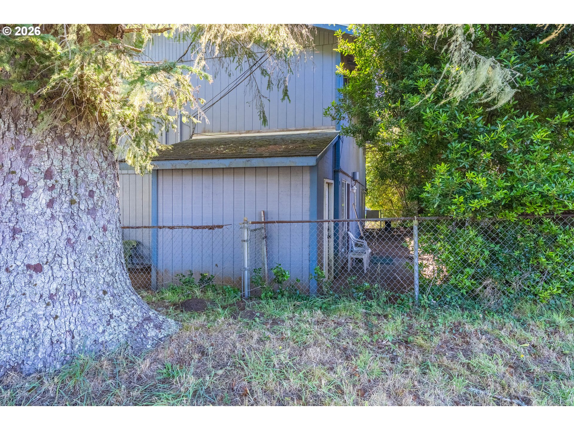 3217 Ne Tide Ave Property Photo 25
