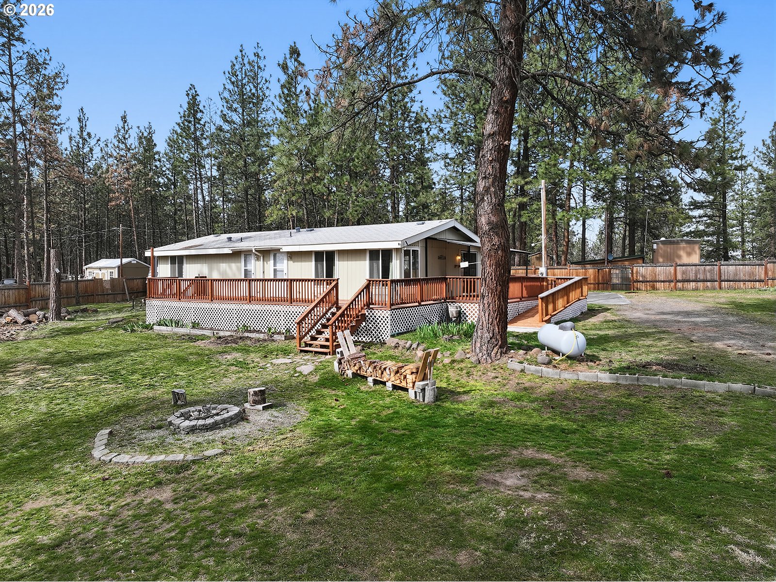 39 N Eagle Point Rd Property Photo 1