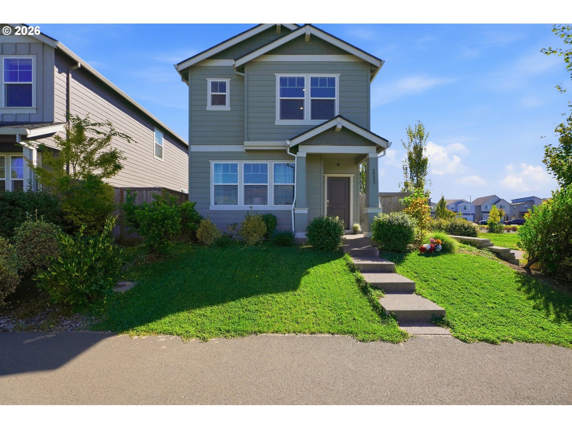 2295 Livesay Ln Property Photo 1