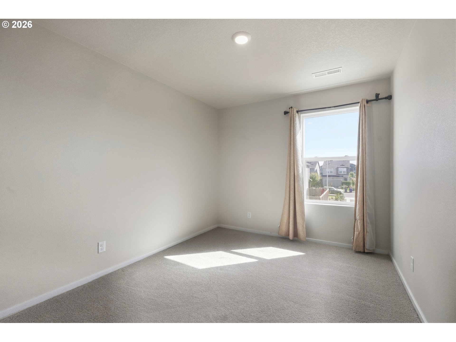 2295 Livesay Ln Property Photo 20