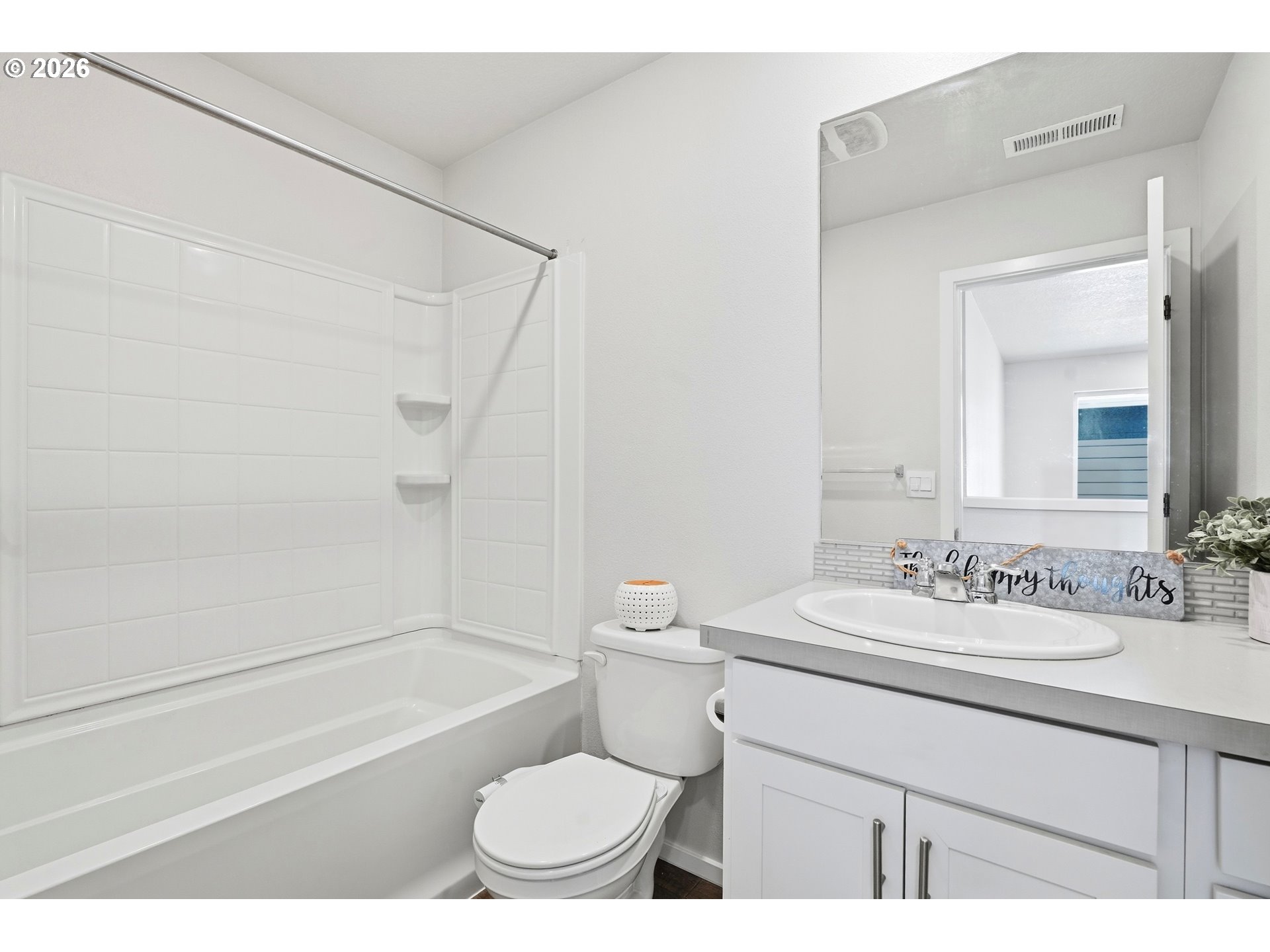 2295 Livesay Ln Property Photo 23