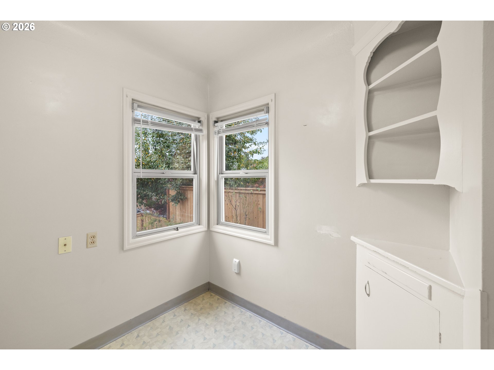 6406 N Williams Ave Property Photo 14