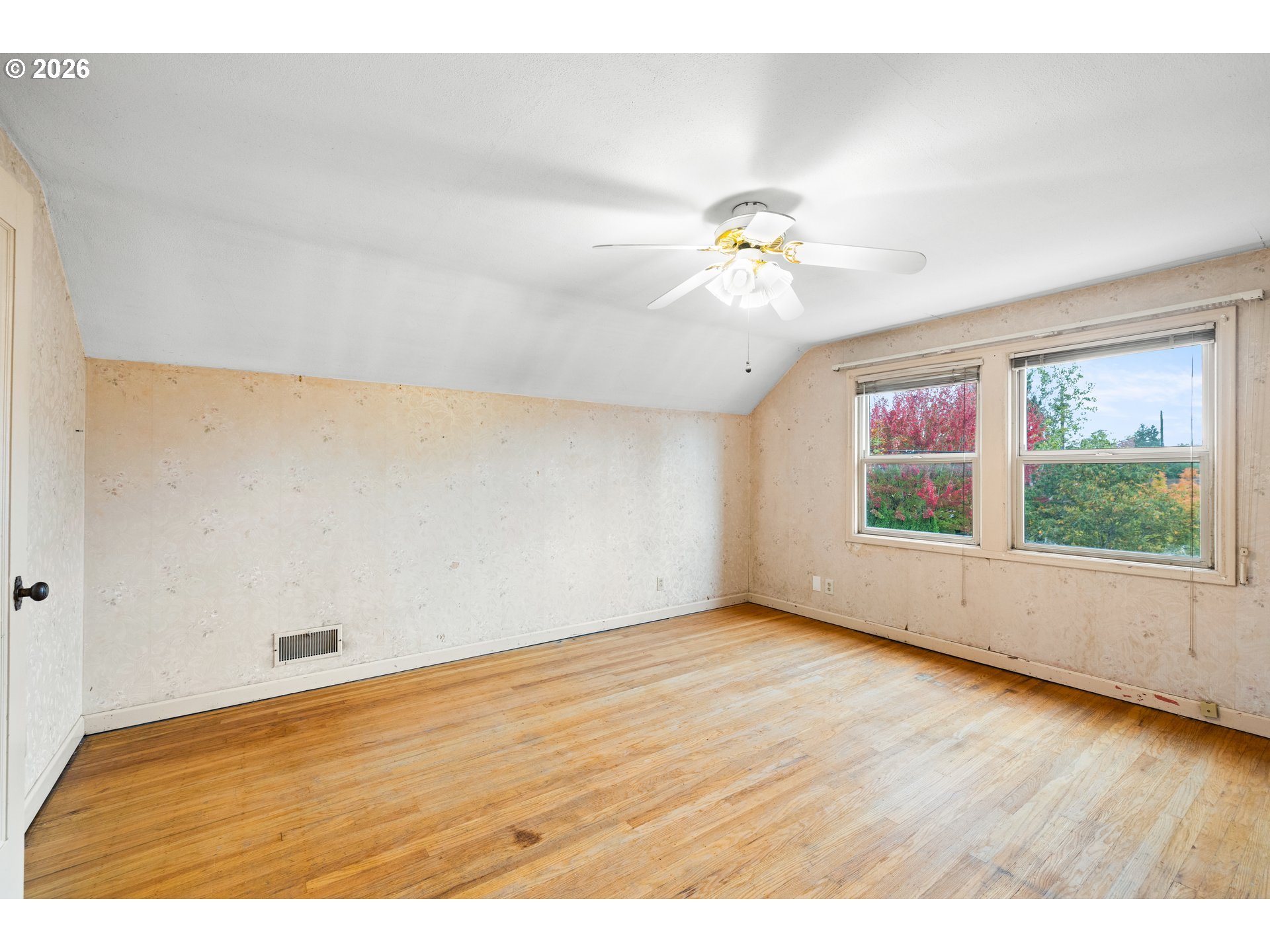 6406 N Williams Ave Property Photo 23