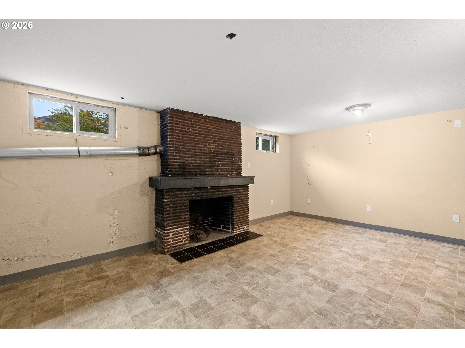 6406 N Williams Ave Property Photo 26