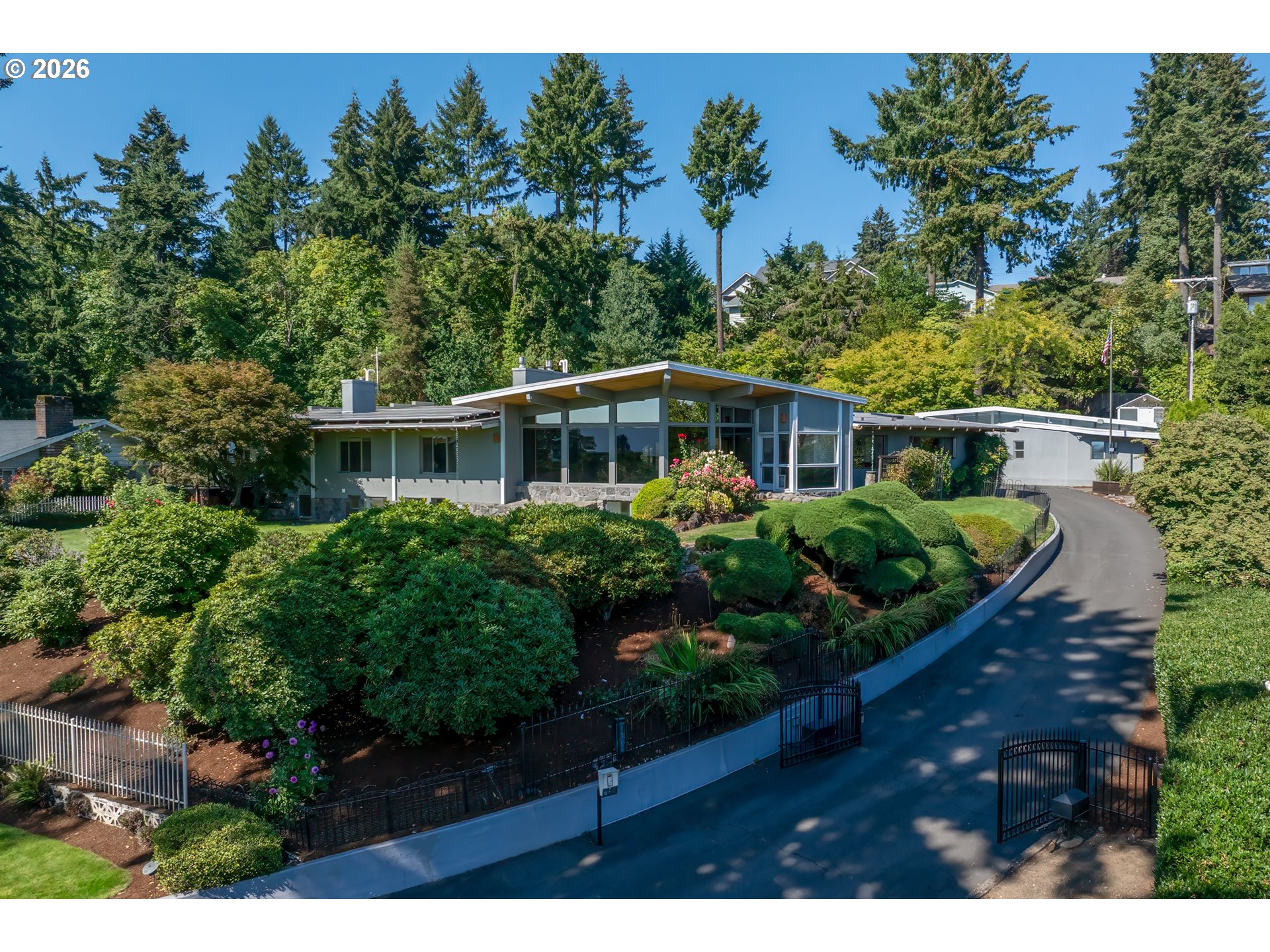 6306 E Evergreen Blvd Property Photo 1