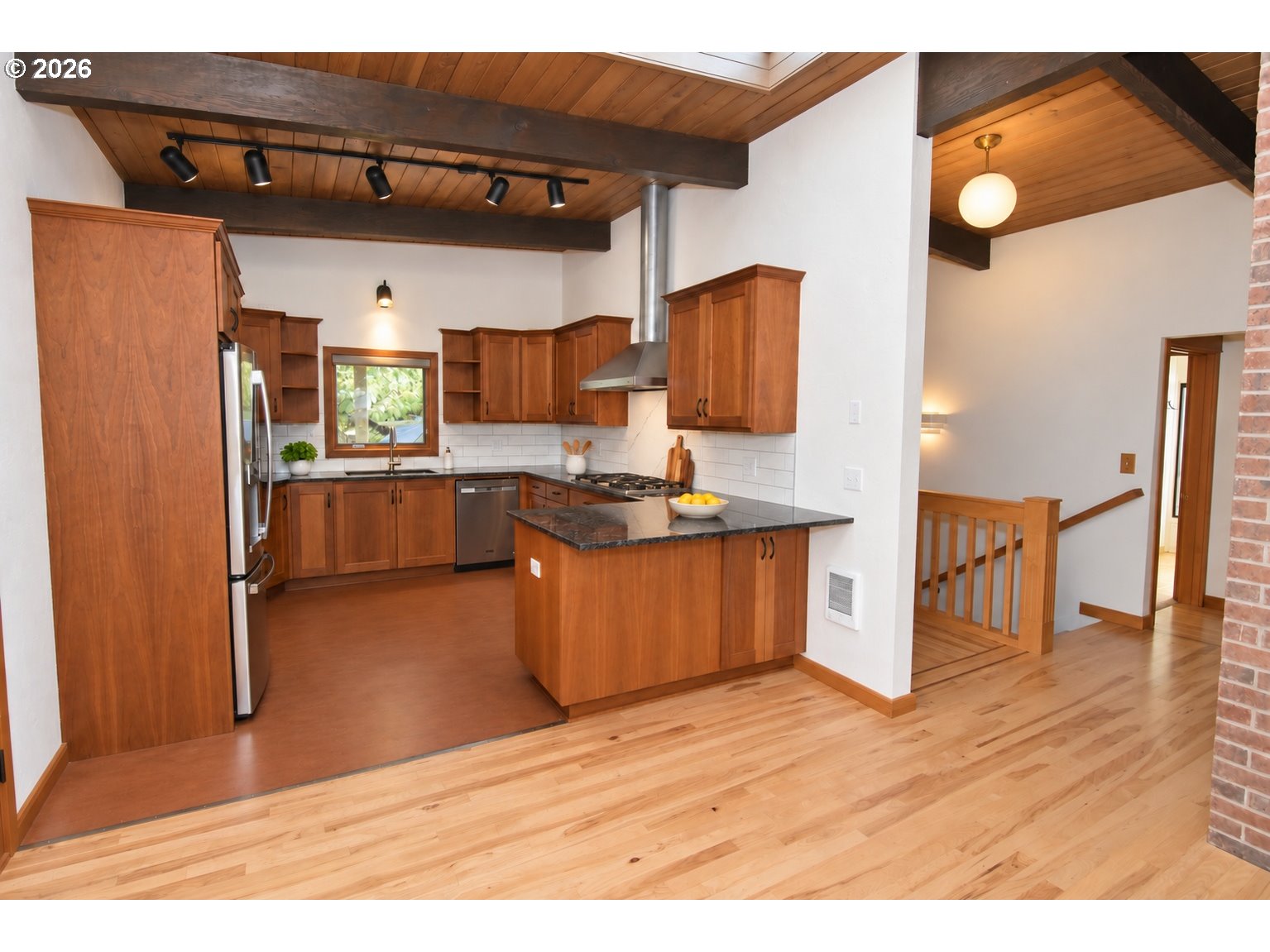 2630 Elinor St Property Photo 3