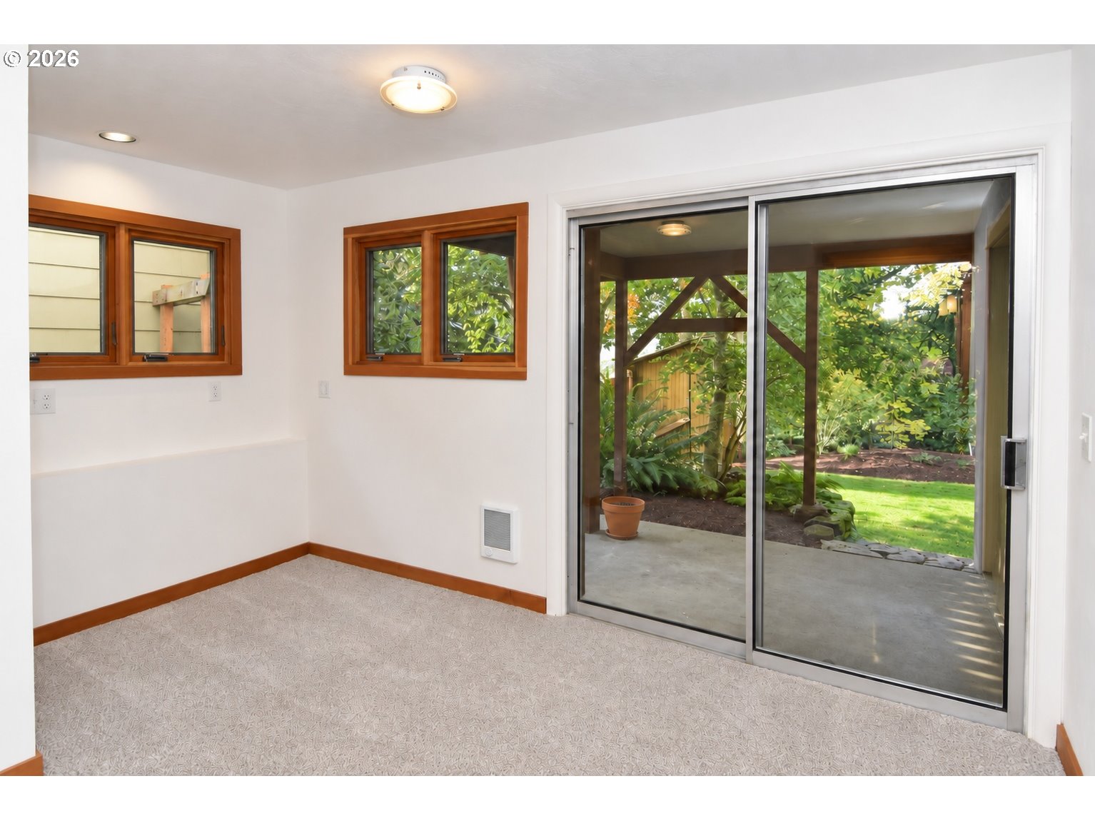 2630 Elinor St Property Photo 23