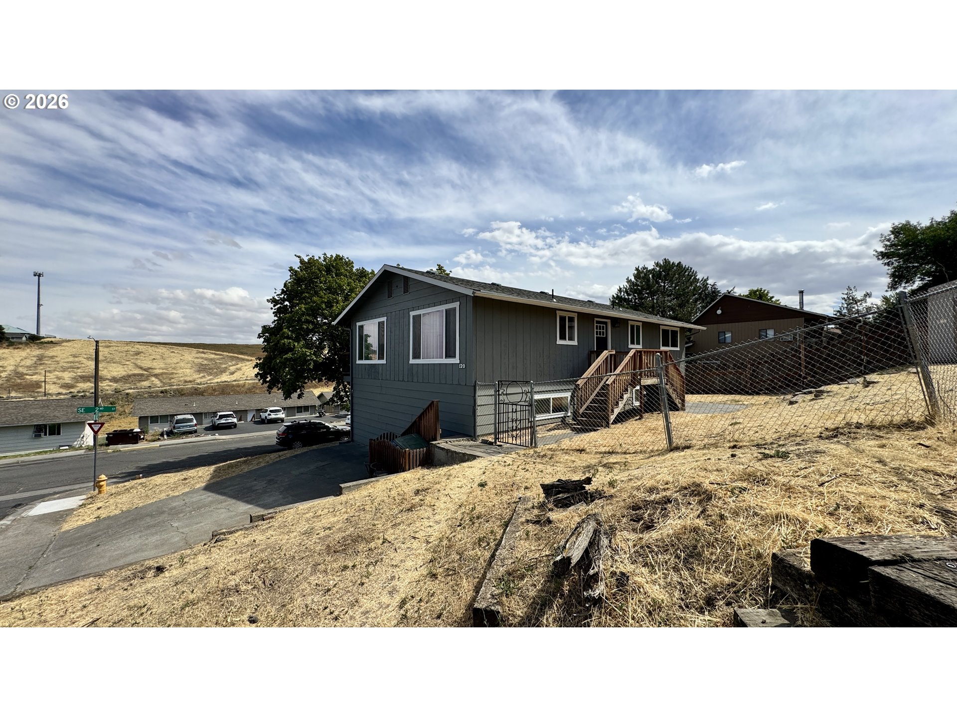 120 Se Jay Ave Property Photo 1