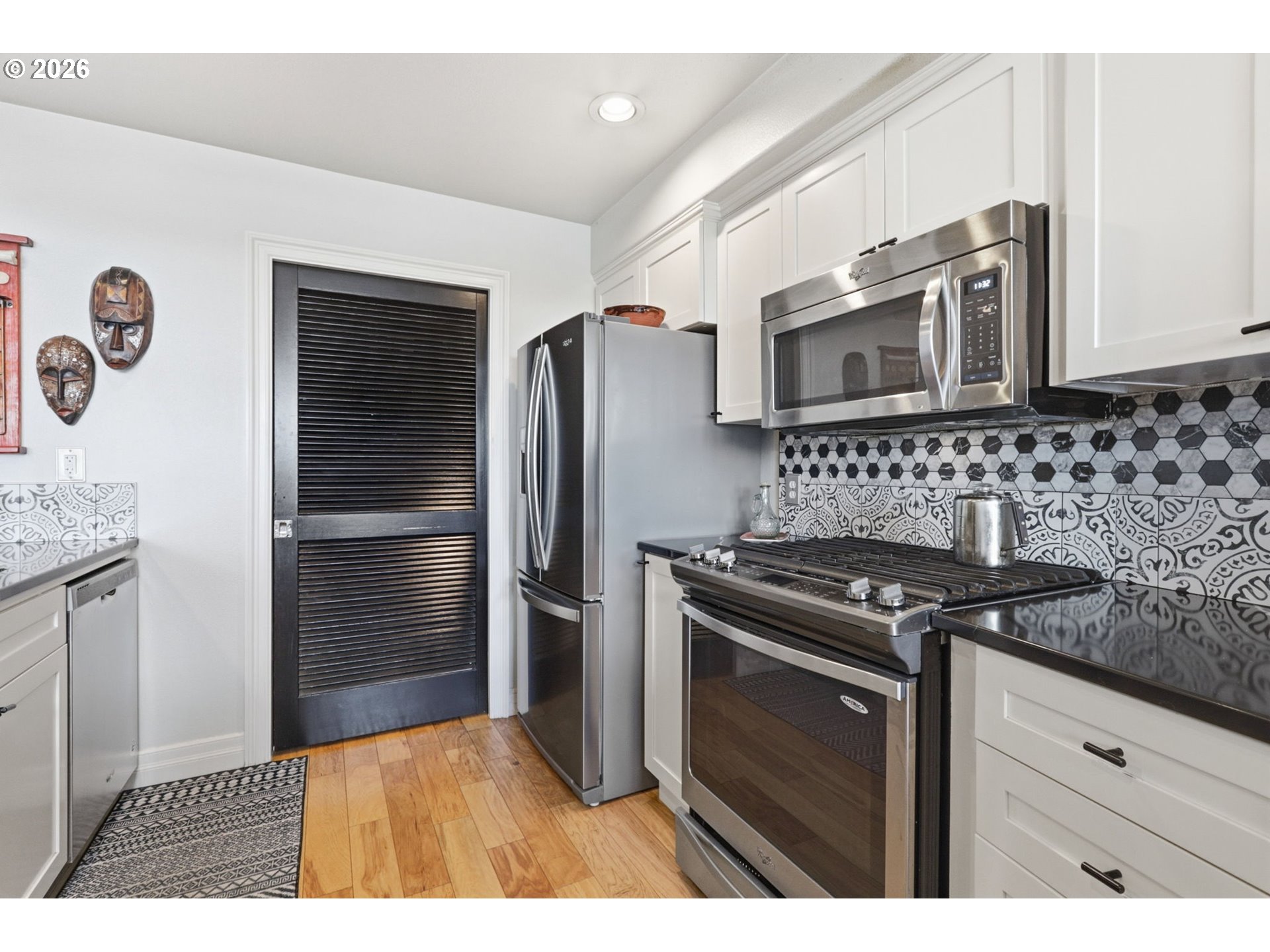 905 N Harbour Dr 8 Property Photo 10
