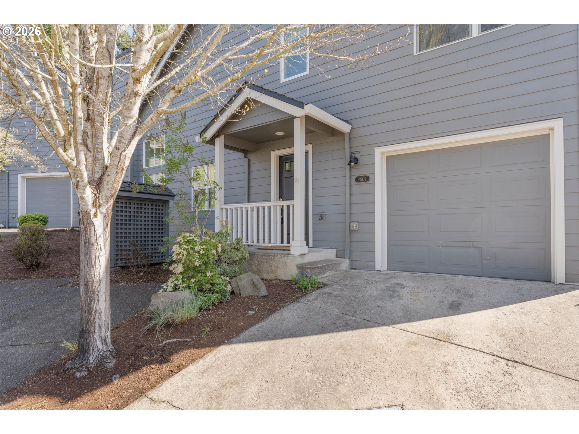 9601 Nw Miller Hill Dr Property Photo 1