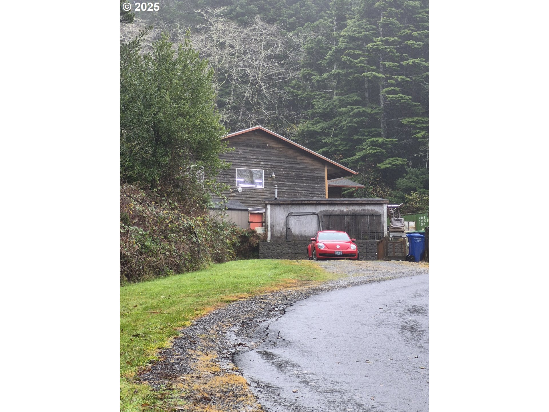 2740 Se Highway 101 Property Photo 1