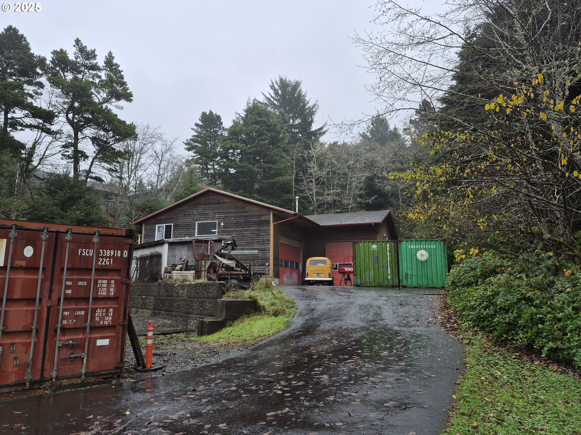 2740 Se Highway 101 Property Photo 2