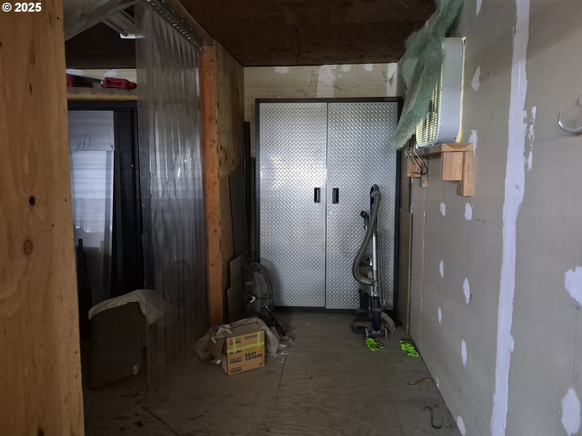 2740 Se Highway 101 Property Photo 9