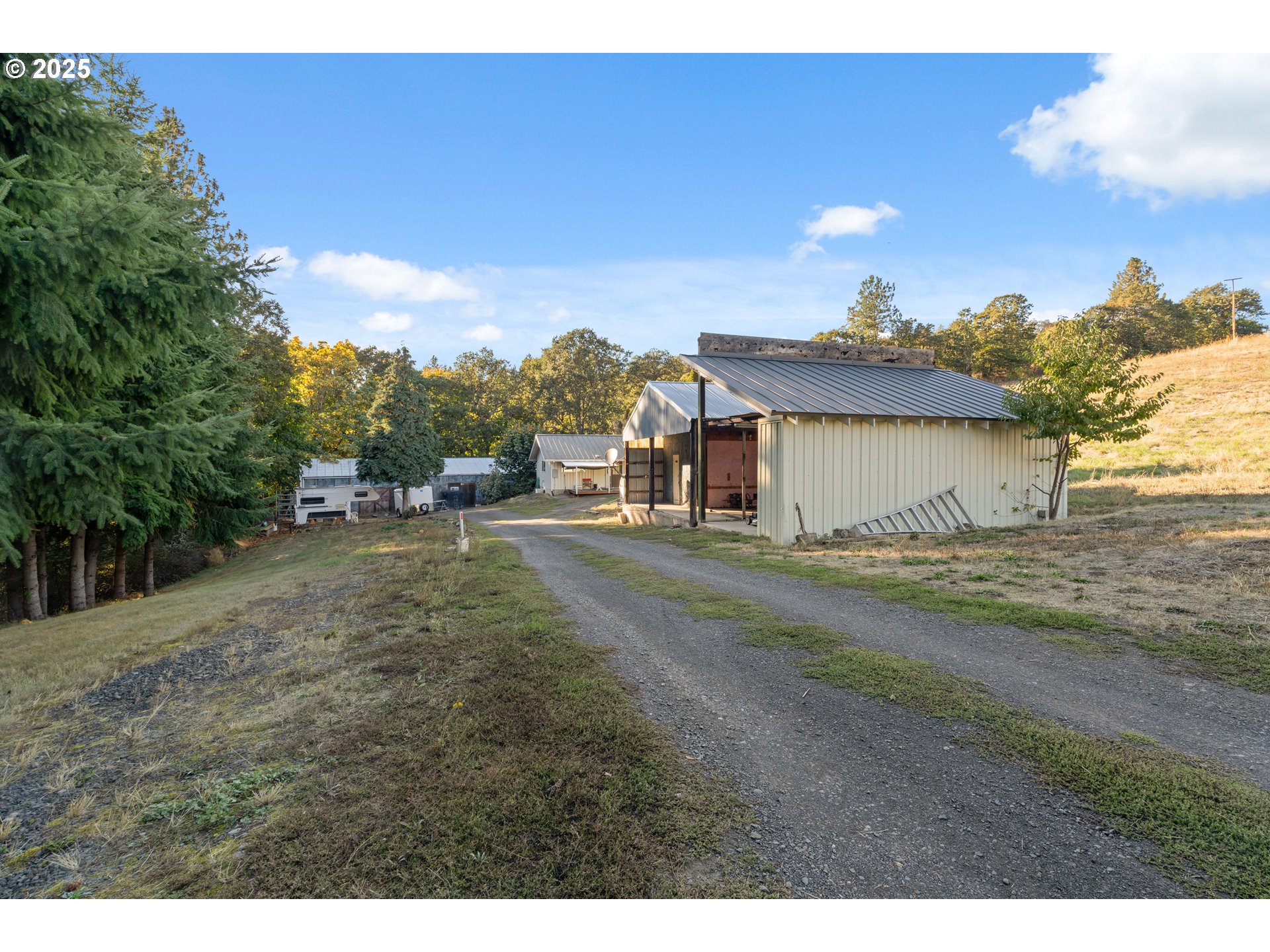 Root Rd Property Photo 18