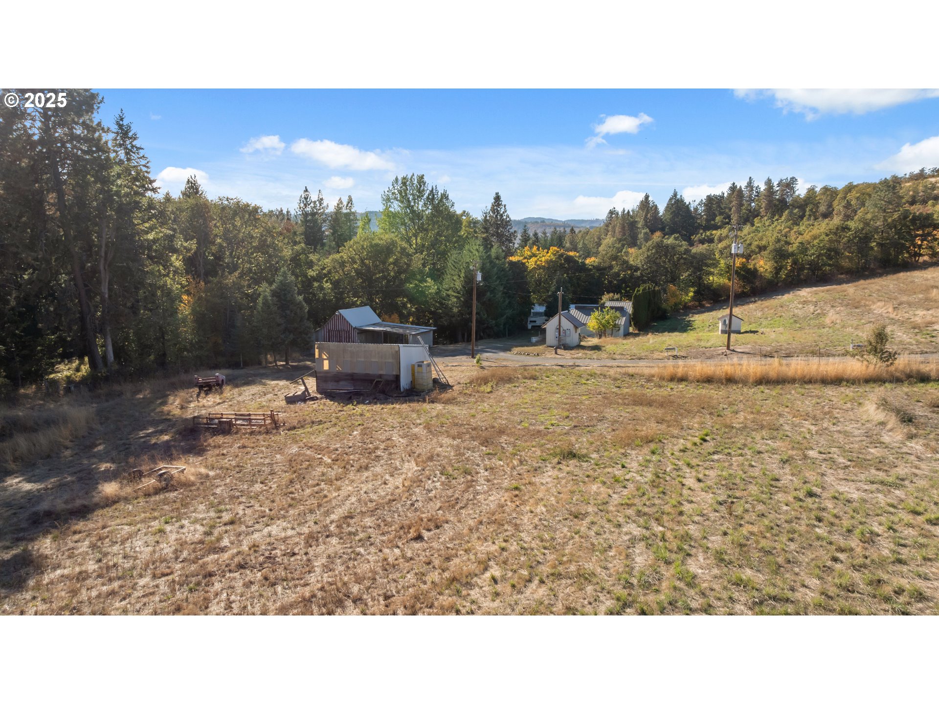 Root Rd Property Photo 28