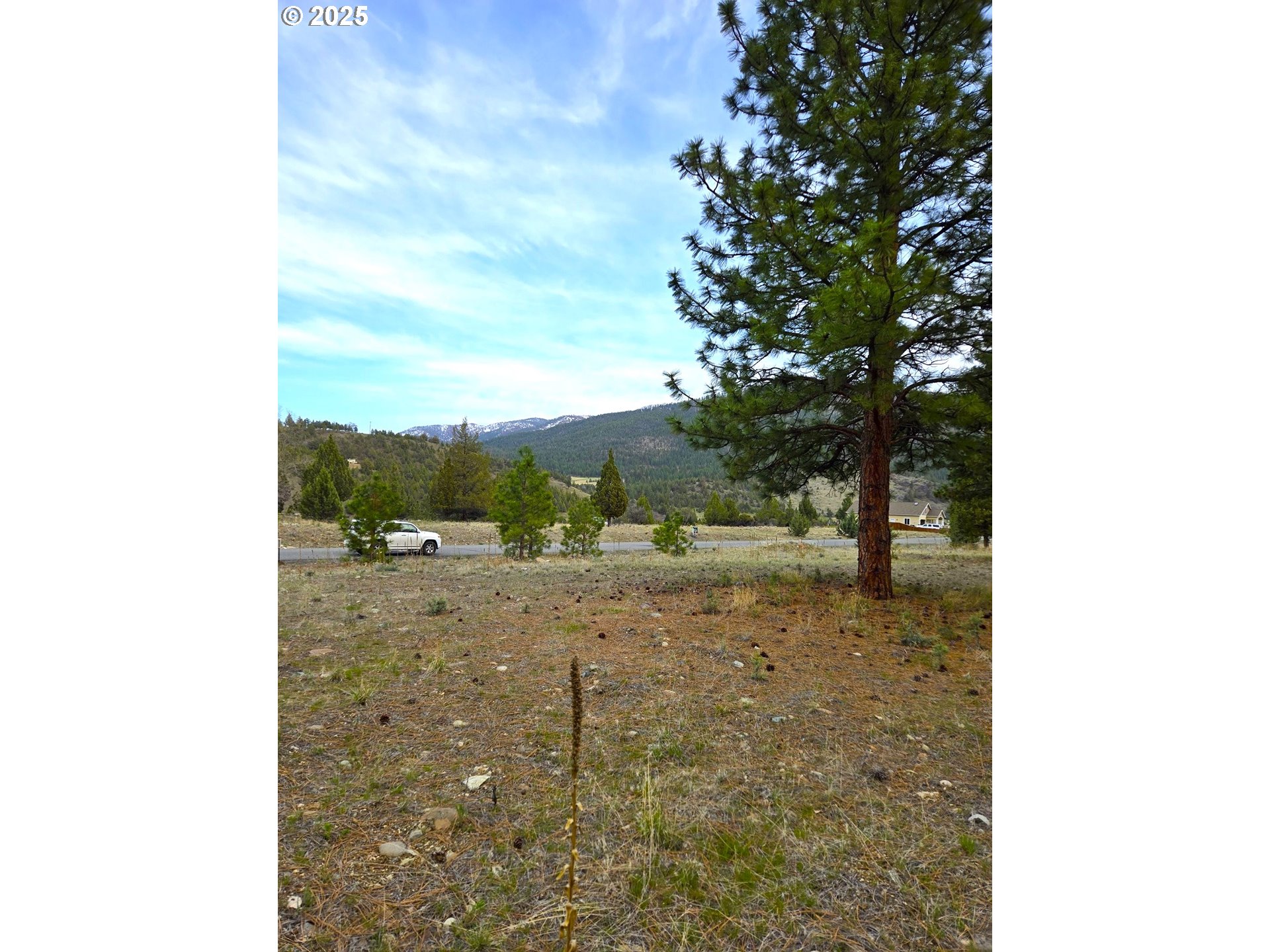Elkview Dr Property Photo 6