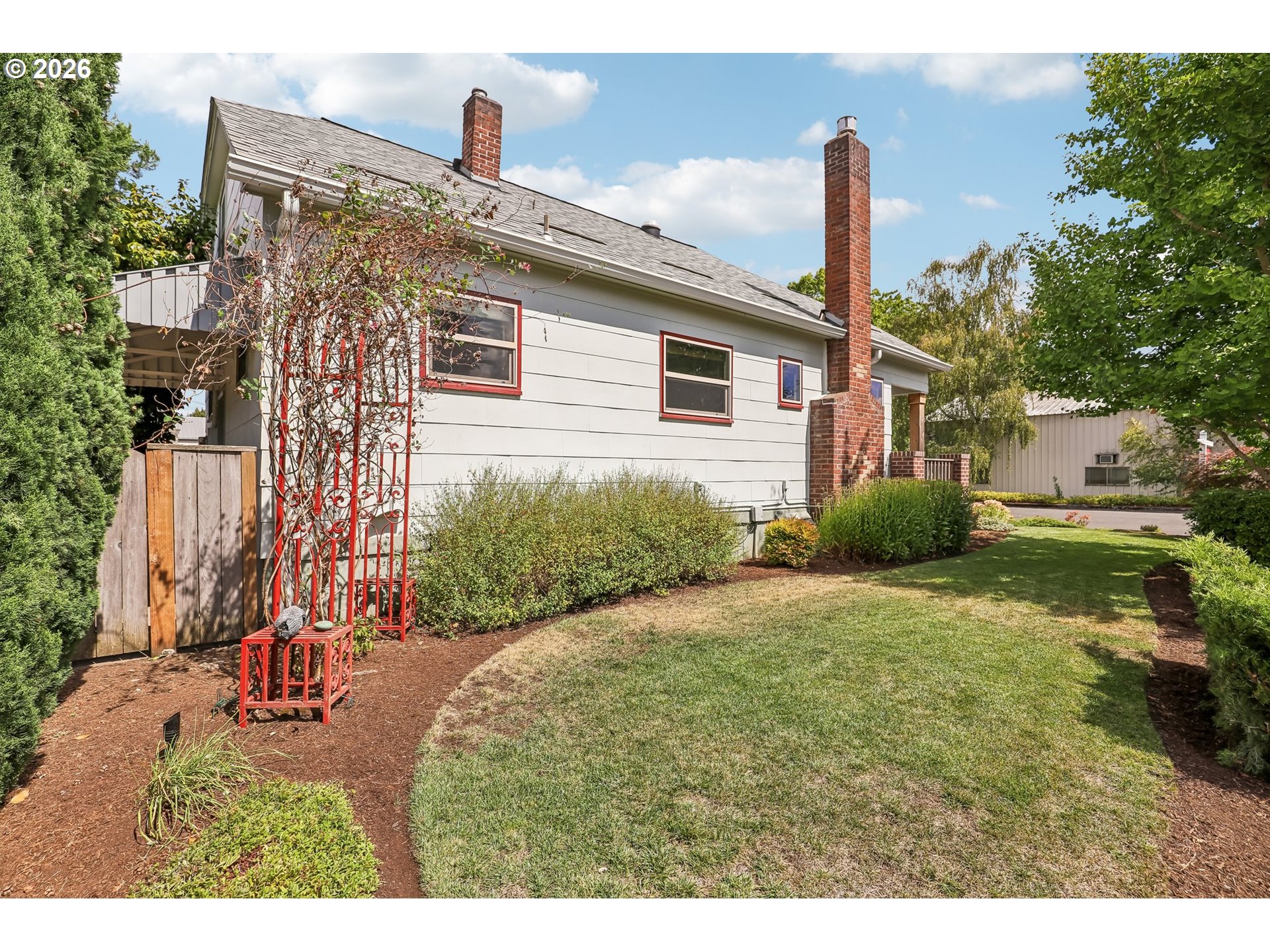 4100 Creston Ave Property Photo 3