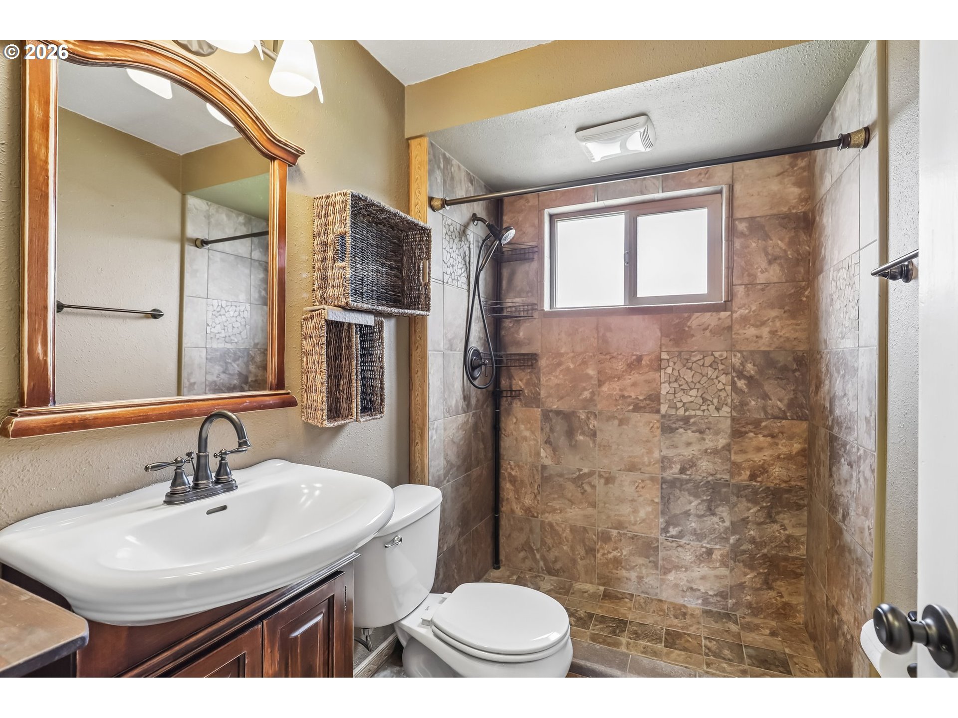 4100 Creston Ave Property Photo 15