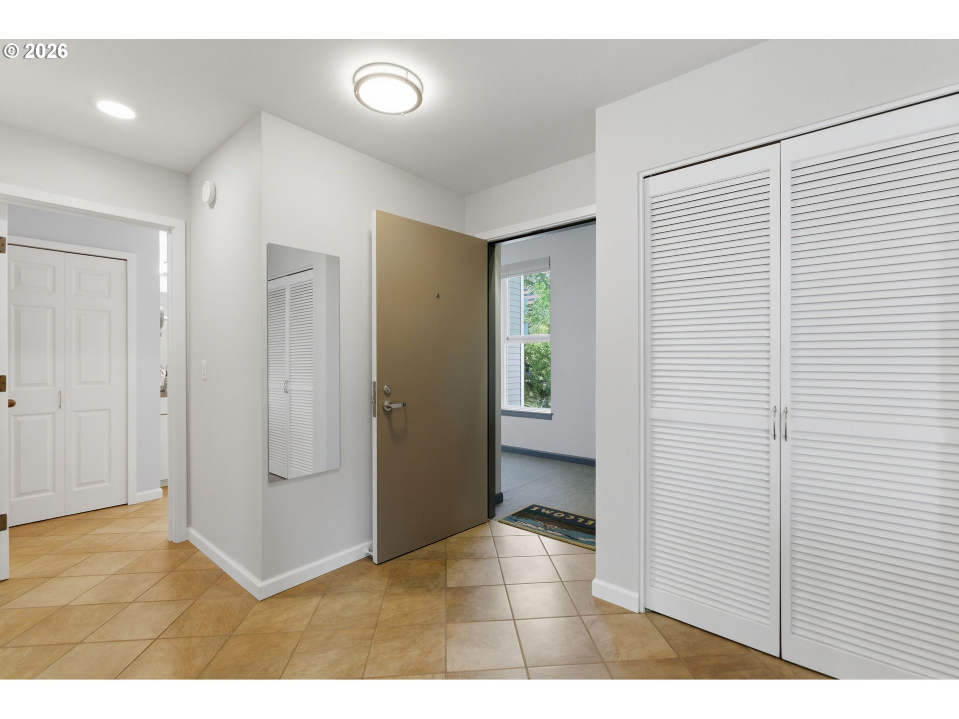 1616 S Harbor Way 502 Property Photo 4