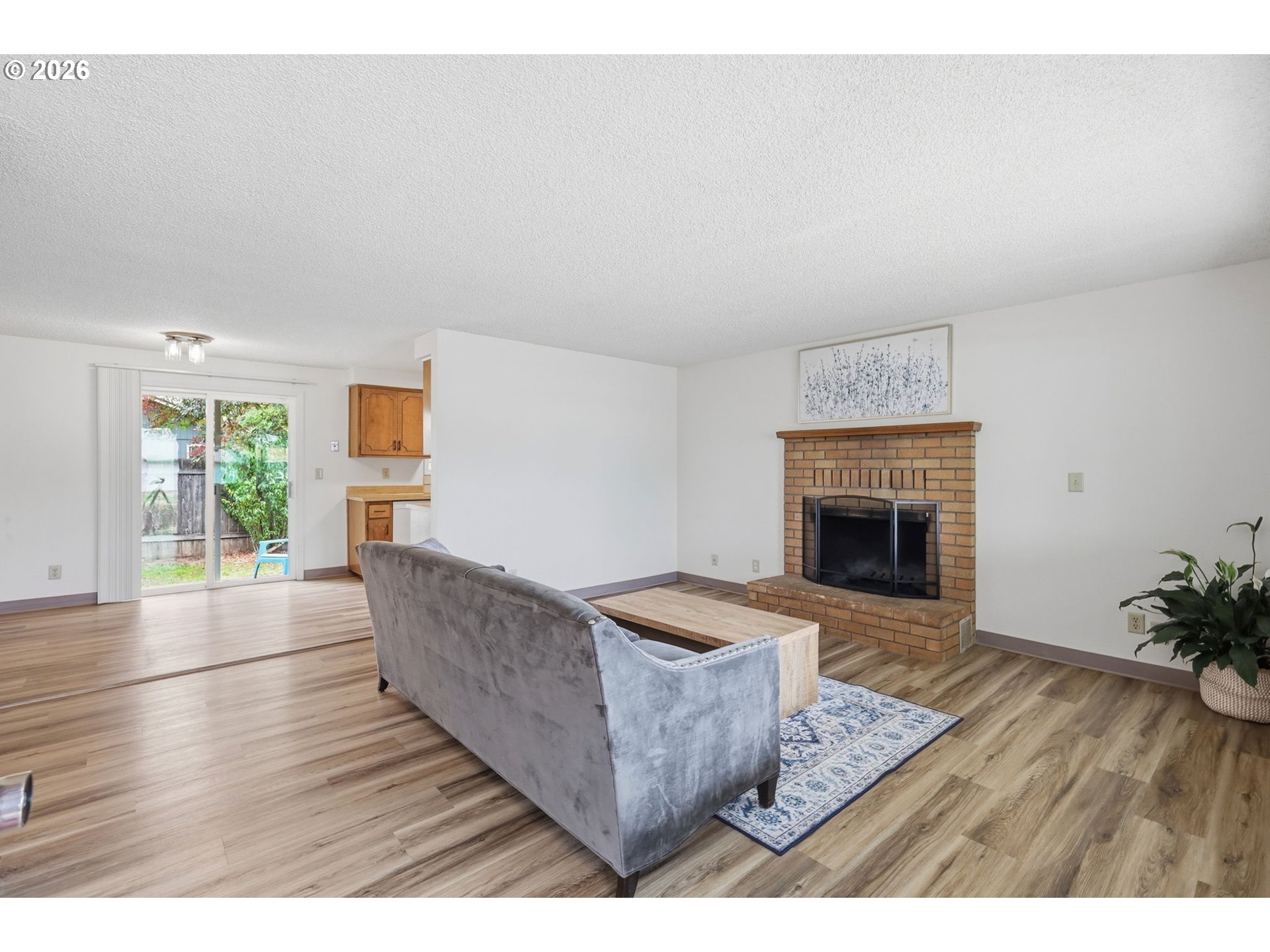 1575 Juhl St Property Photo 5