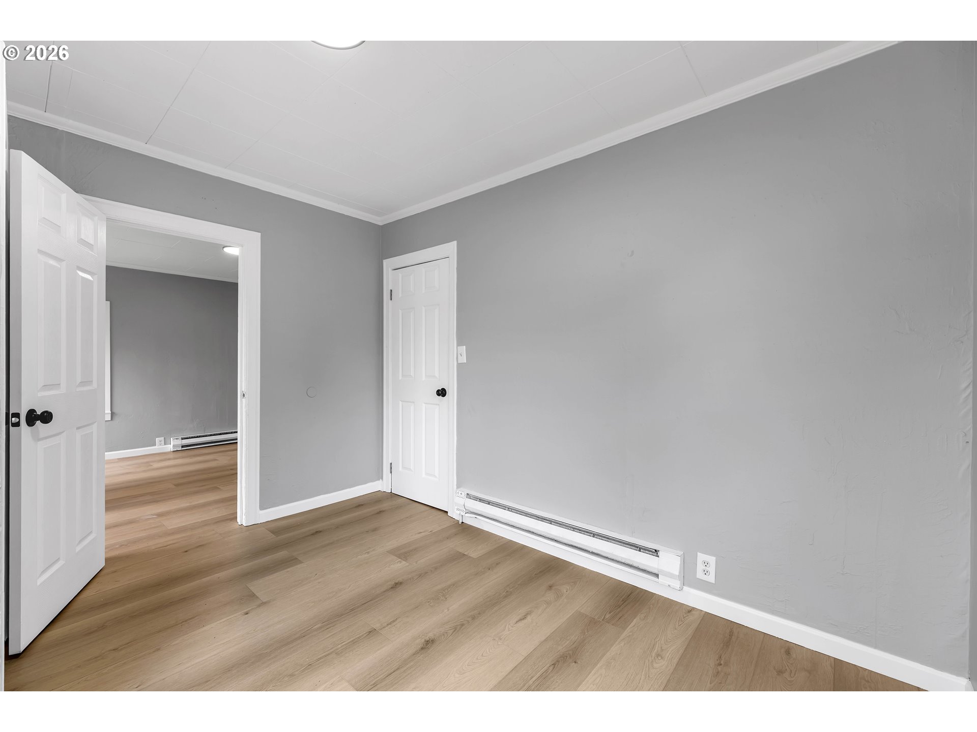 1065 7th Ave Property Photo 18