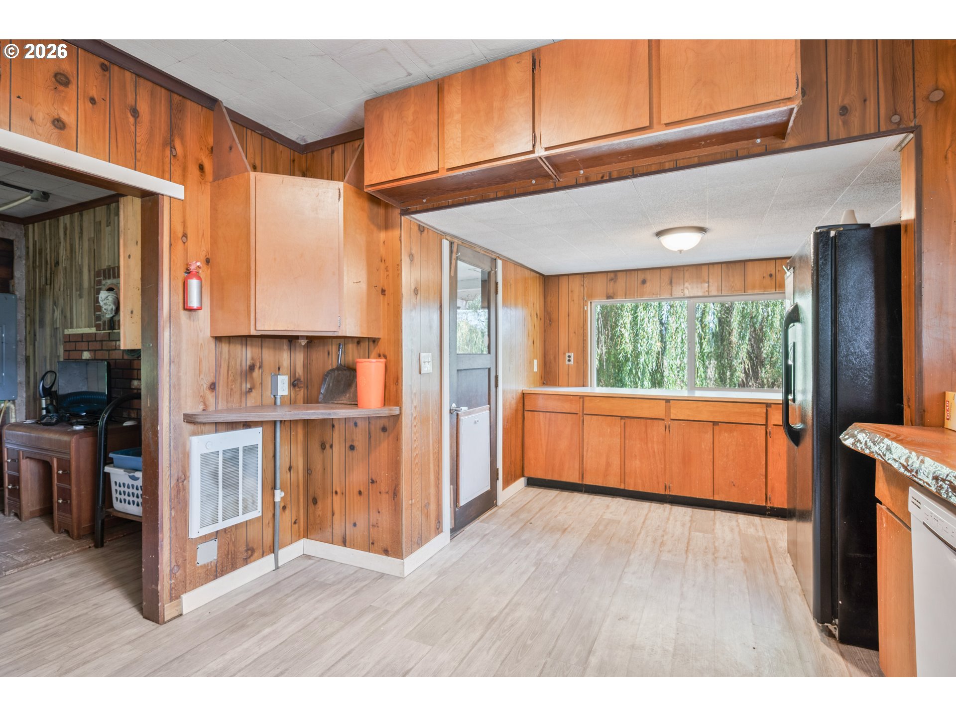 12270 Marshland Rd Property Photo 10